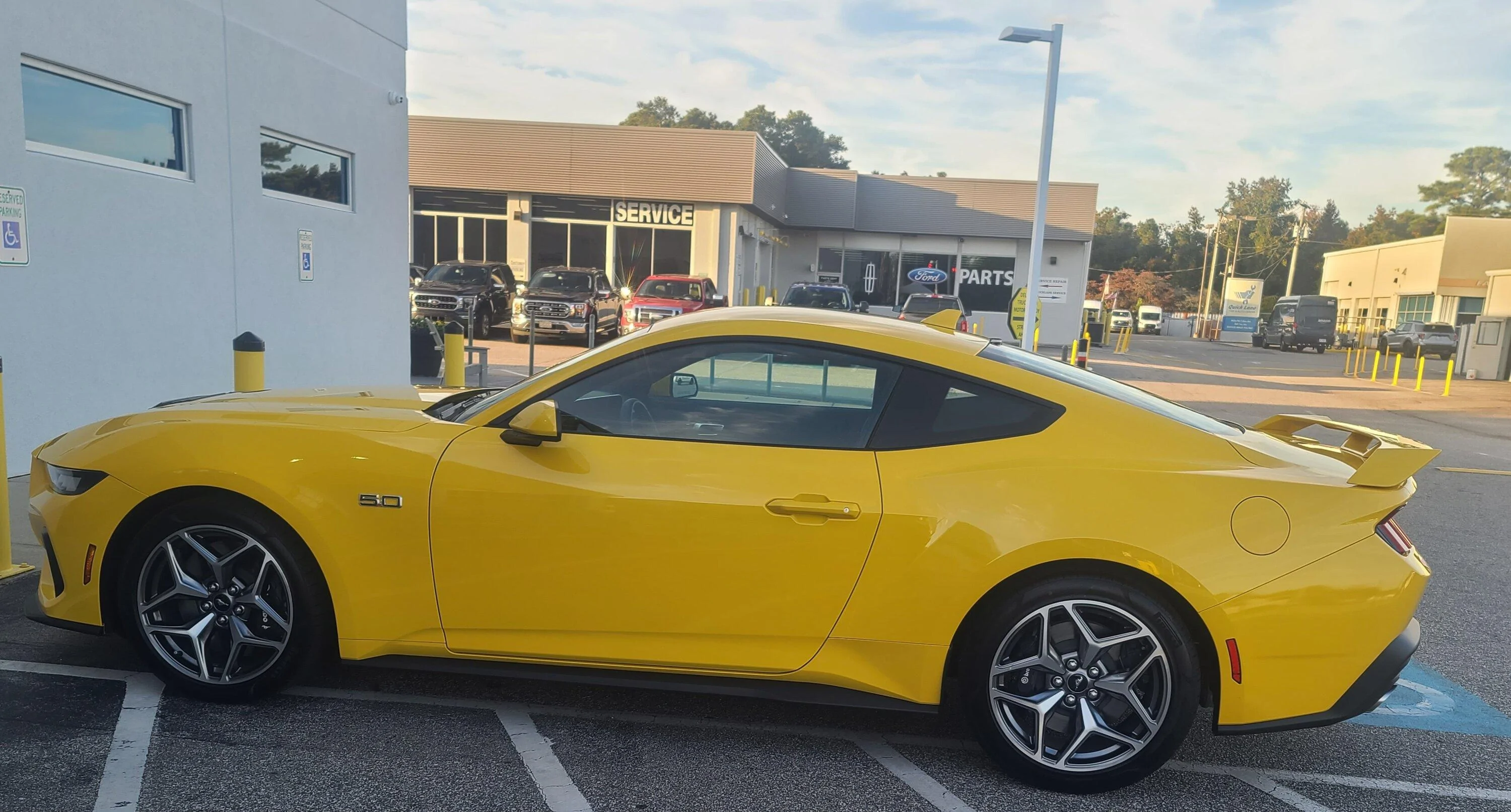 S650 Mustang Got lucky!! 20231026_174109