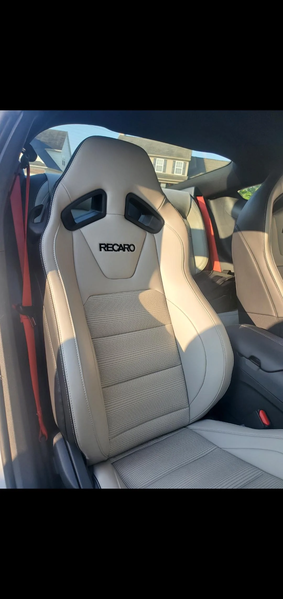 S650 Mustang Space Gray Interior Screenshot_20231101-101745_Gallery