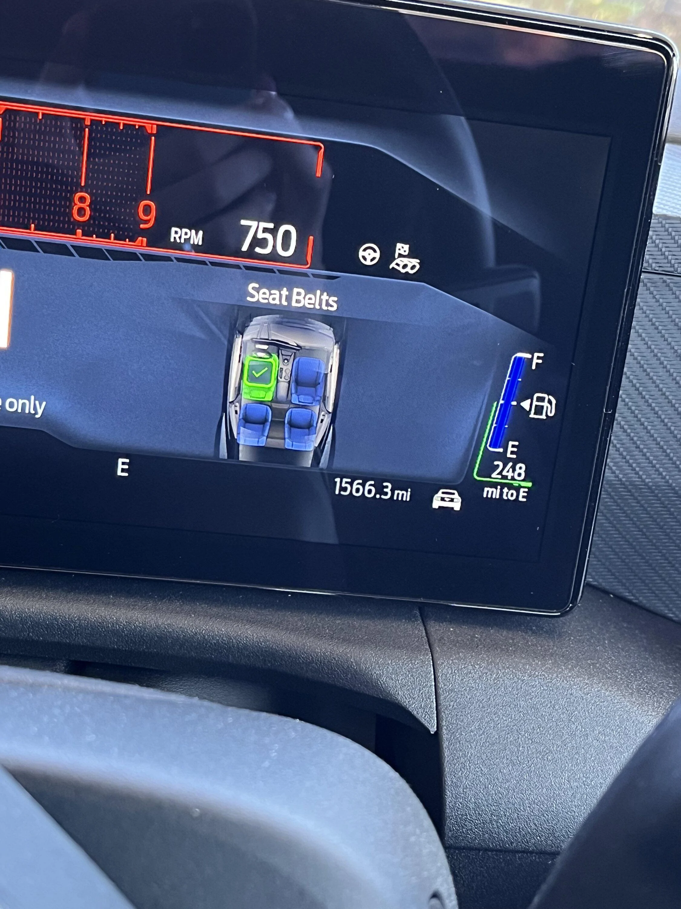 S650 Mustang 0mi to empty, but tank with gas IMG_2052