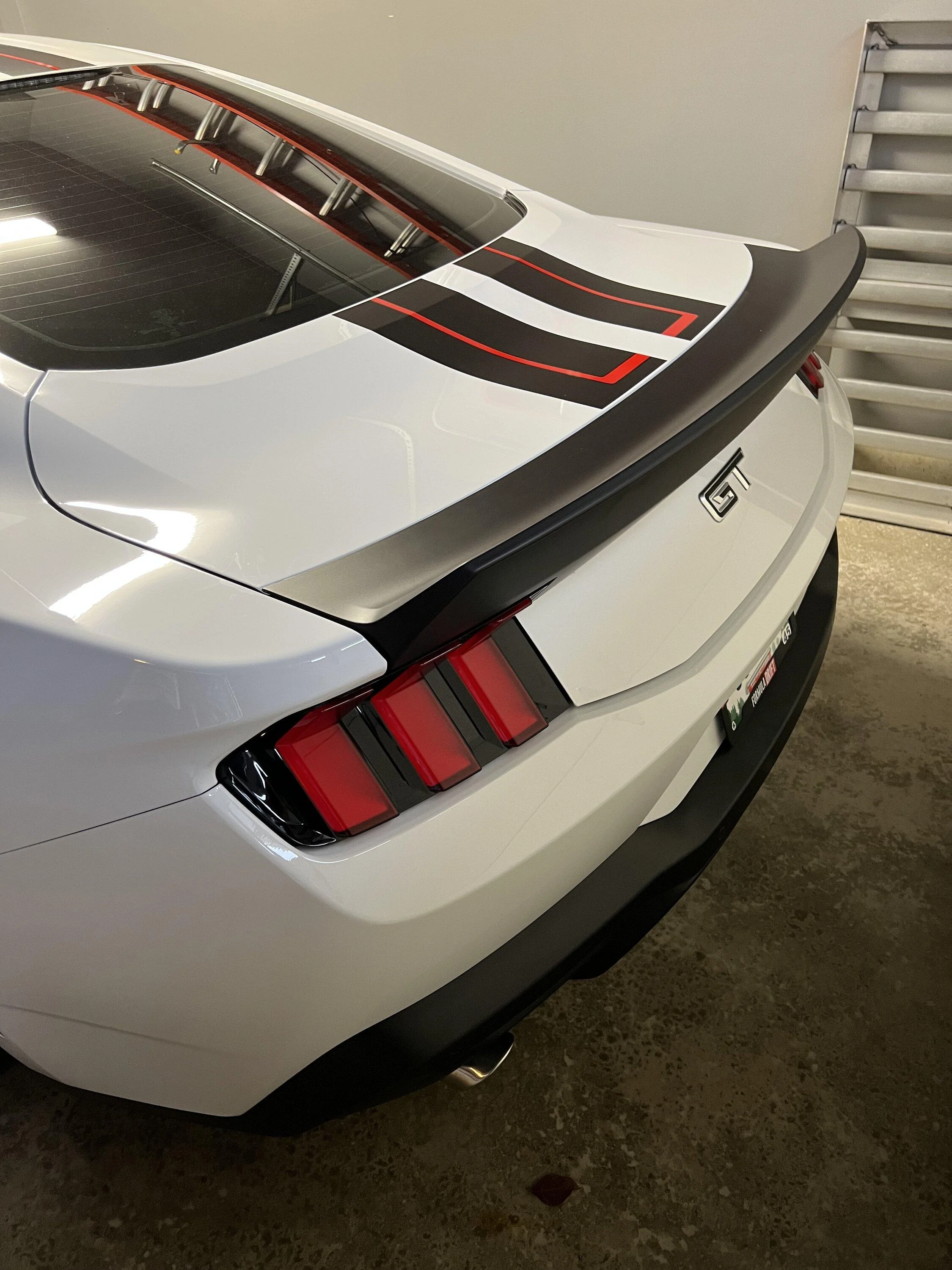 S650 Mustang RTR hood vent installed! IMG_8152