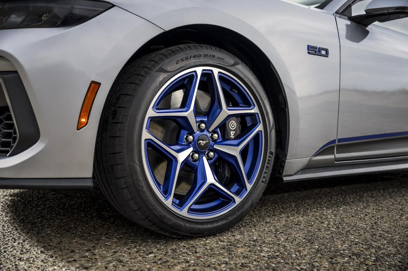 S650 Mustang 2024 Mustang GT California Special Package Revealed w/ Rave Blue Accent Styling, Wheels & Graphics 2024 Ford Mustang GT California Special_09