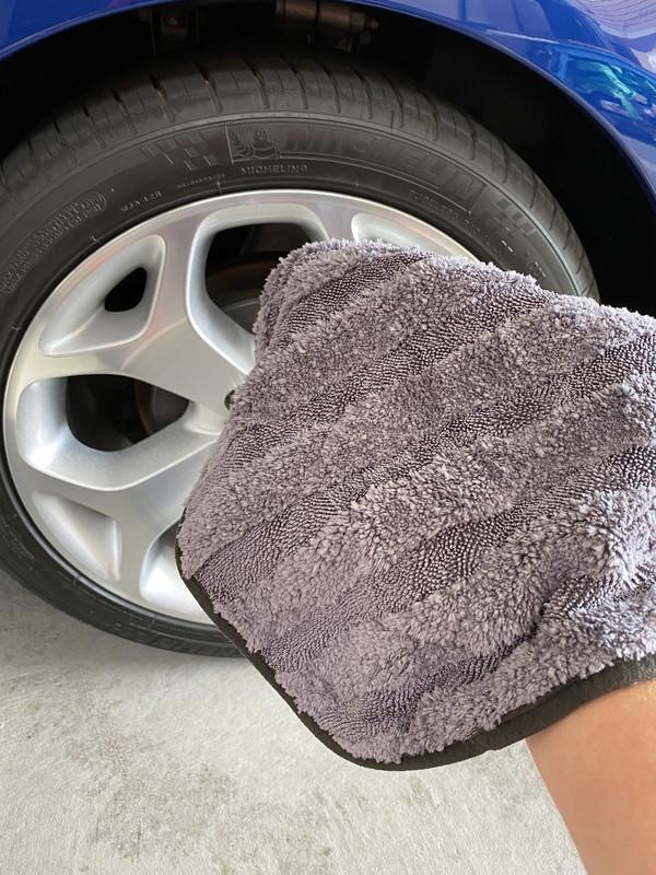 S650 Mustang Must Have Tools for Wheel & Tire Cleaning feb21164-