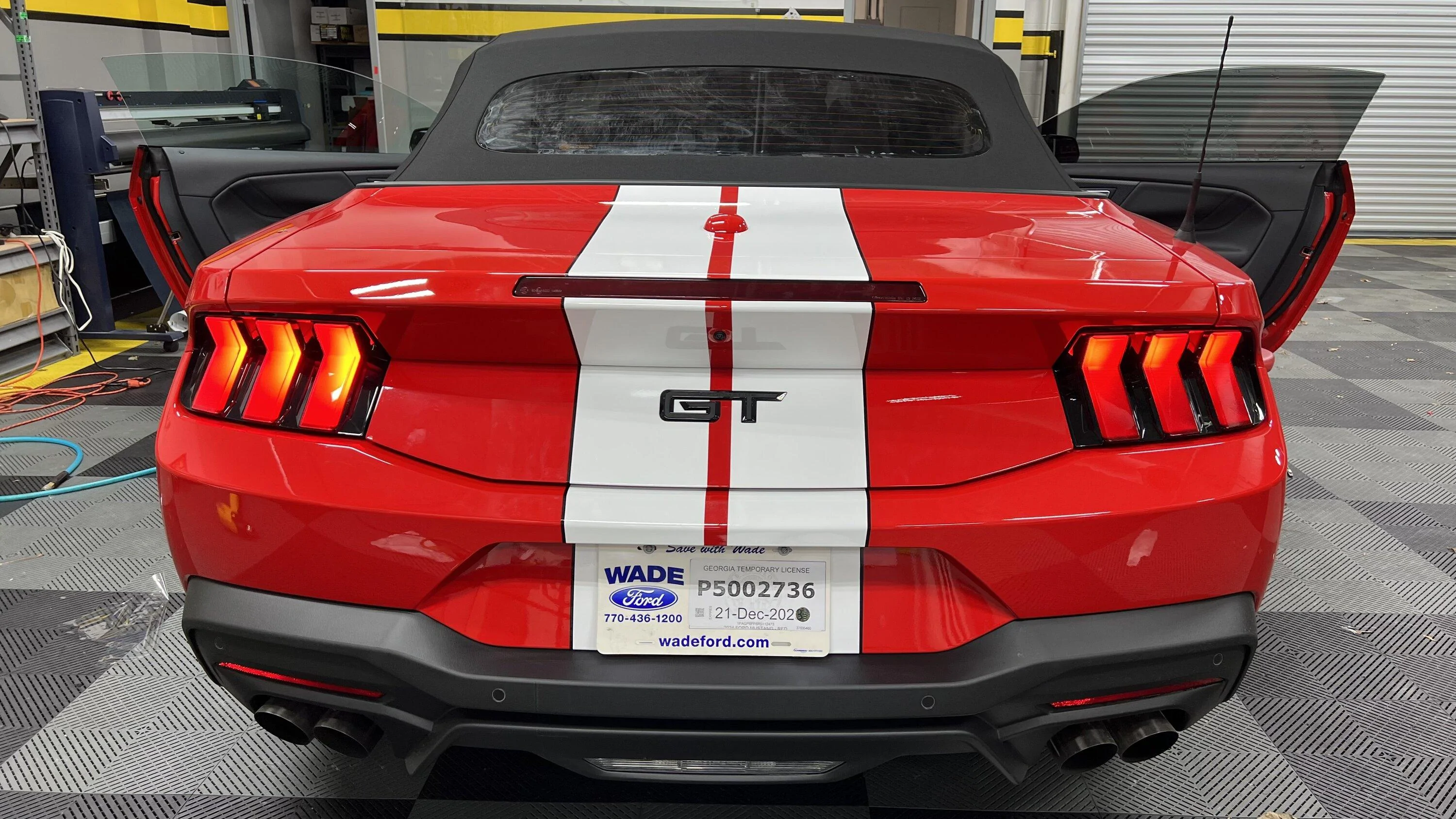 S650 Mustang Stripes on my GT Convertible - done! IMG_9342