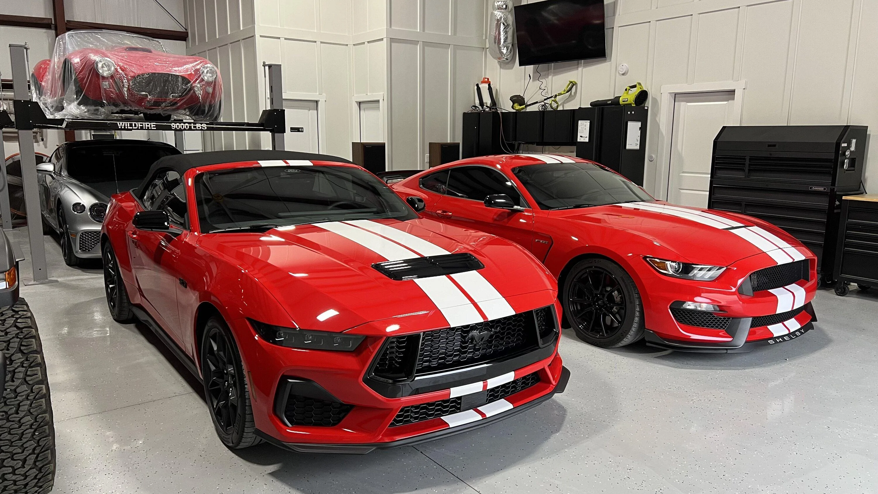 S650 Mustang Stripes on my GT Convertible - done! IMG_9429