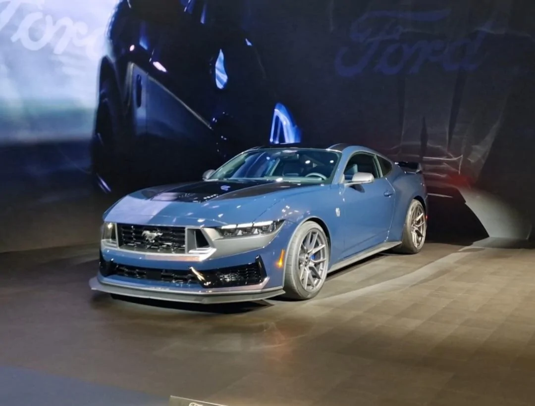 S650 Mustang What Color is Blue Ember 1000128878