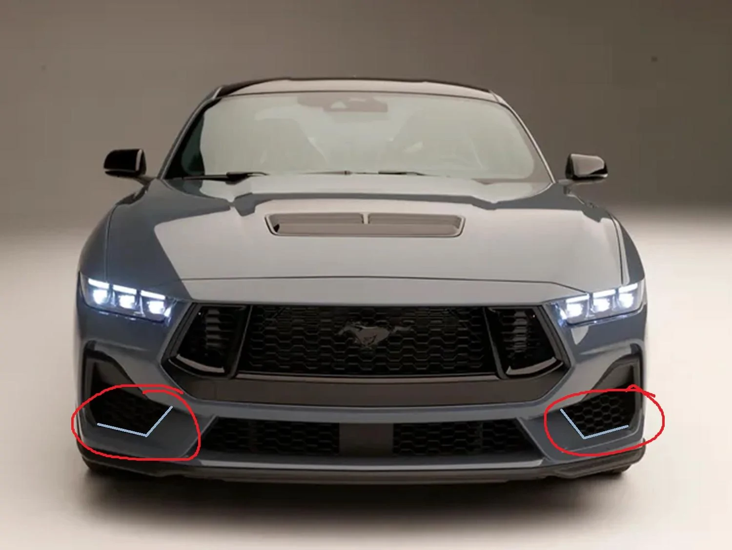 S650 Mustang No fog lights on the S650 mustang