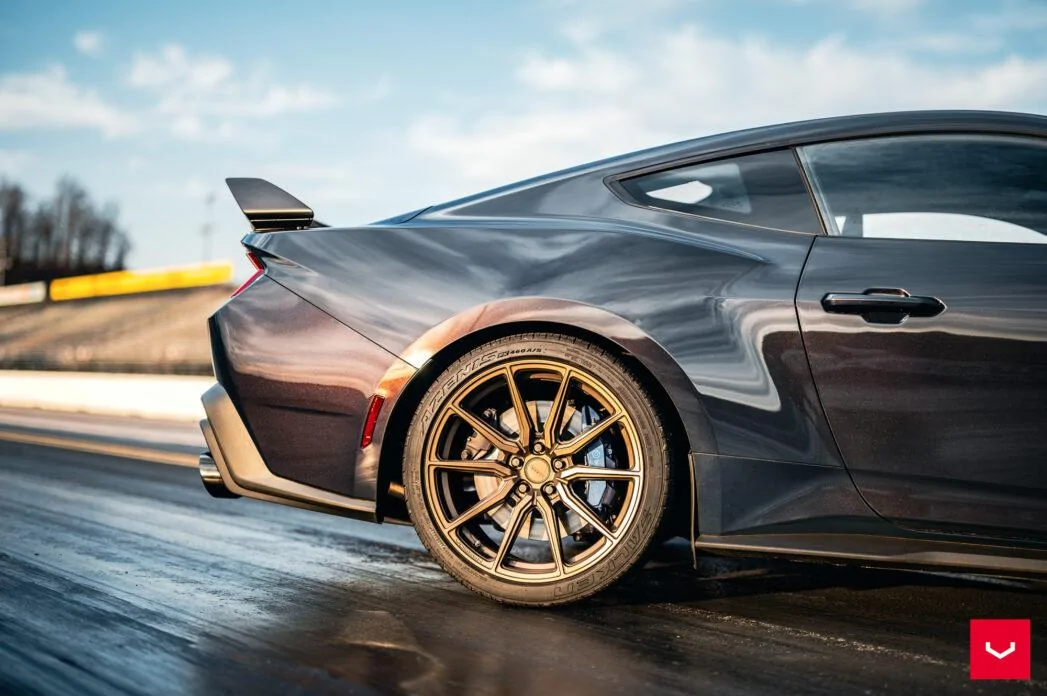 Ford-Mustang-S650-Hybrid-Forged-Series-HF-3-©-Vossen-Wheels-2023-632-1047x696.webp