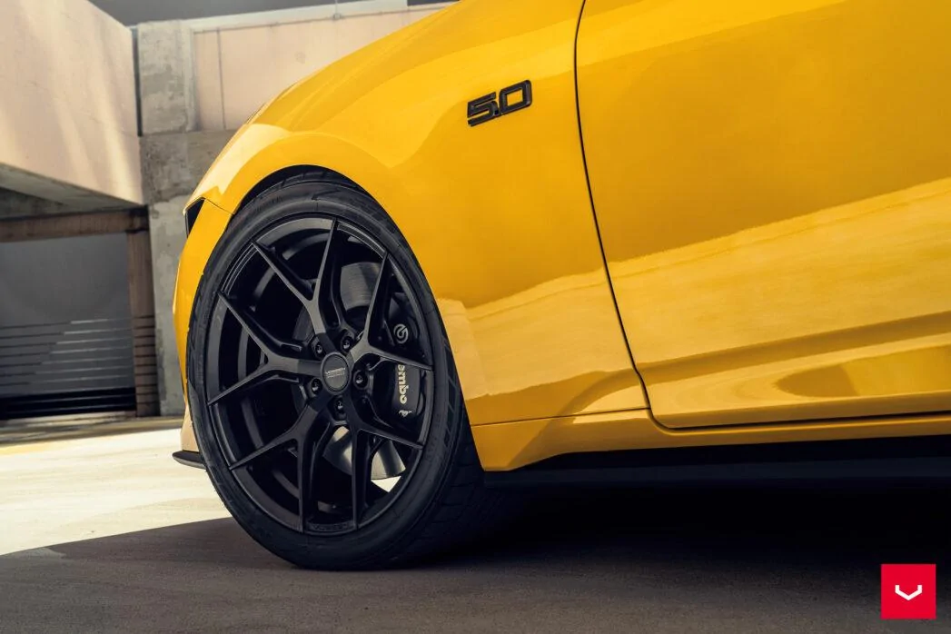 S650 Mustang Vossen HF-1 HF-2 HF-3 HF-4T HF-5 HF-7| Hybrid Forged Series | Member Pricing | Team VIBE Ford-Mustang-S650-Hybrid-Forged-Series-HF-5-©-Vossen-Wheels-2023-34-1047x698