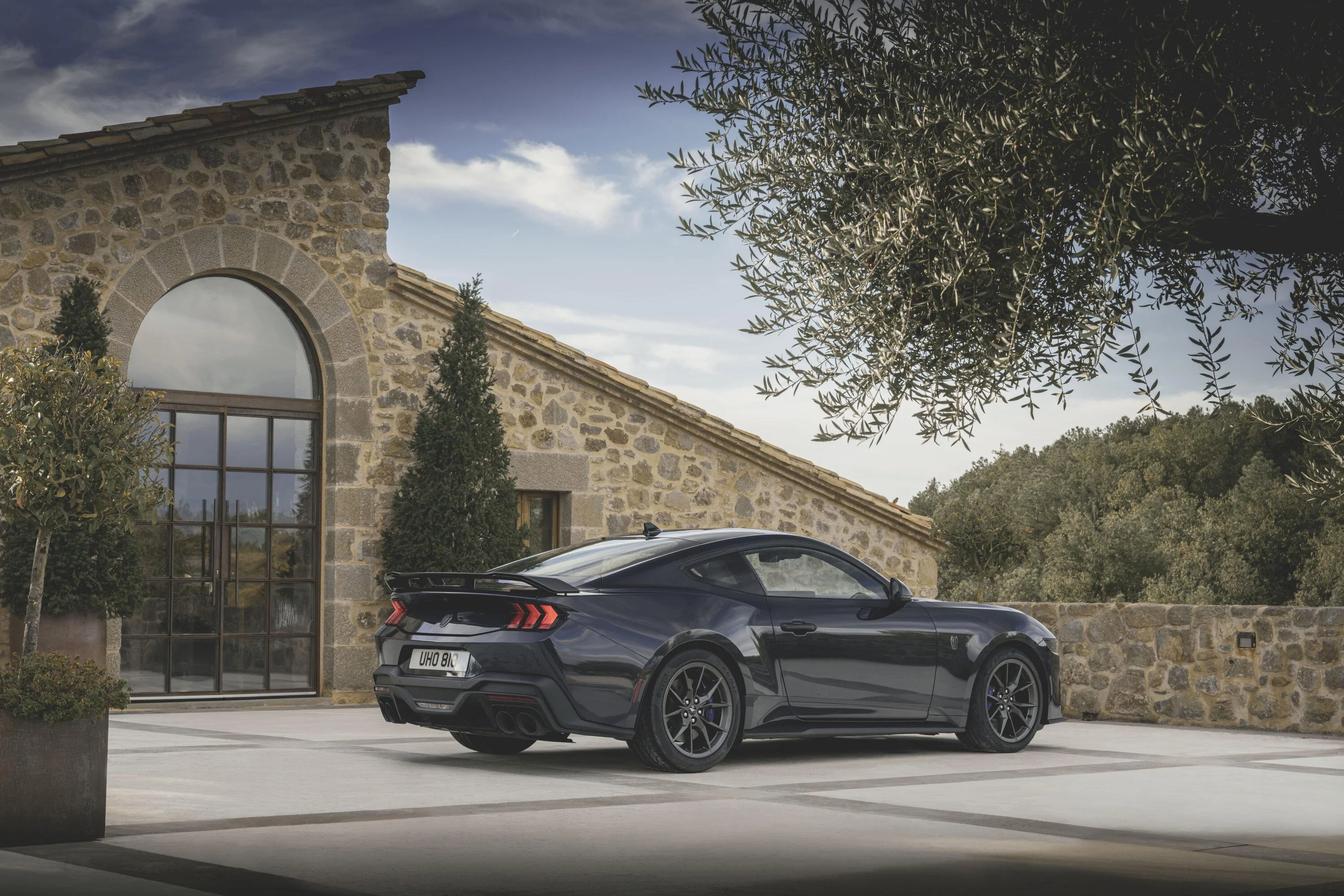 S650 Mustang 2024 Mustang and Dark Horse Officially Launches in Europe! 2024_FORD_MUSTANG_DARK-HORSE_04