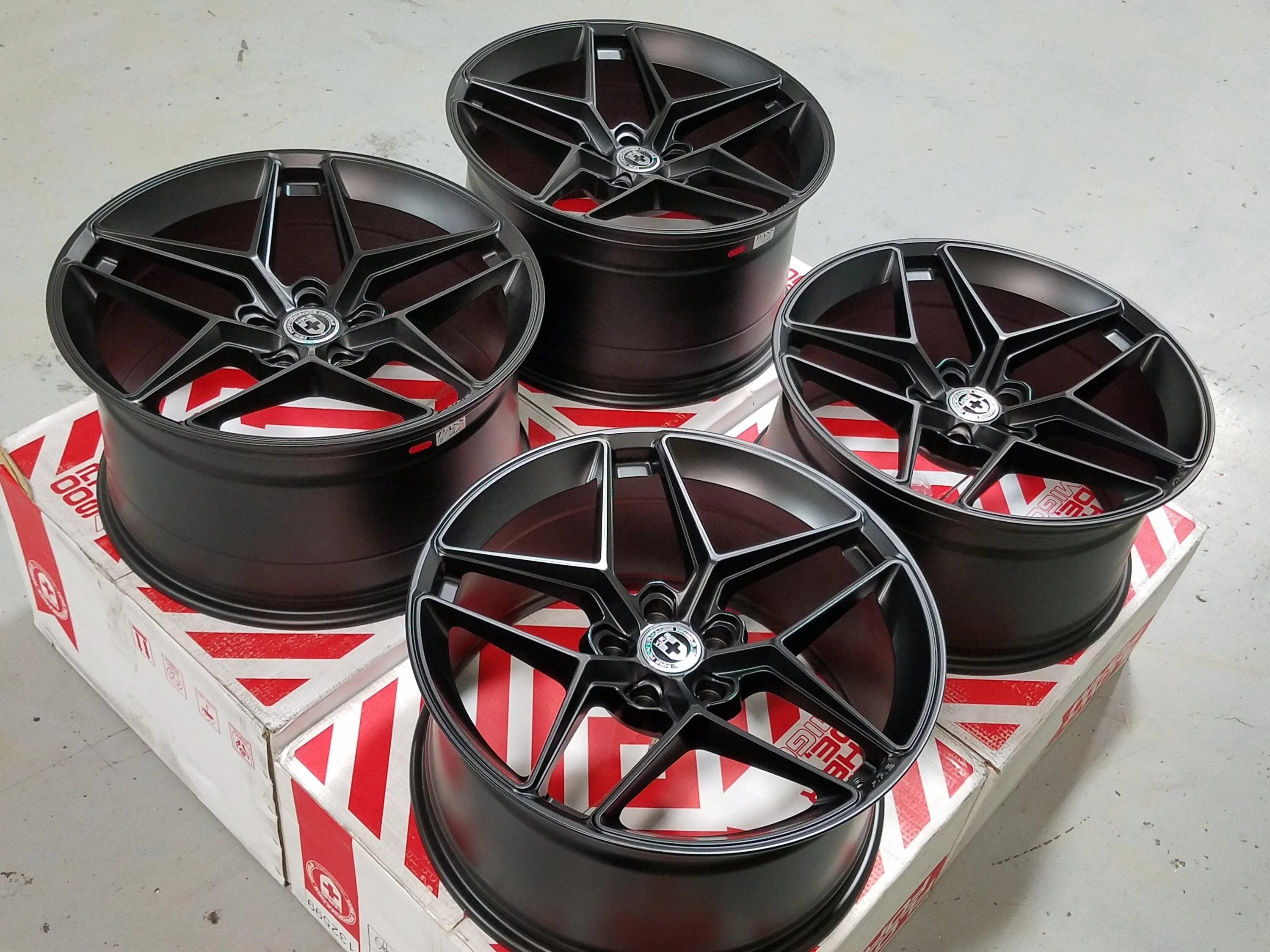 S650 Mustang HRE FlowForm Wheels FF04 FF10 FF11 FF21 FF28 | VIBE Motorsports hre-ff11-tarmac-44900-8