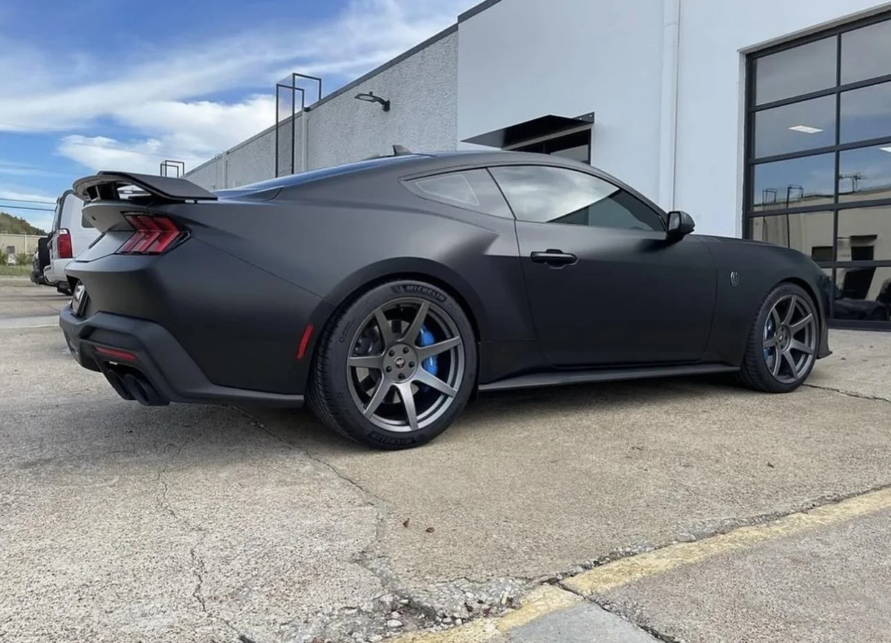 S650 Mustang Official S650 Dark Horse Aftermarket Wheel/Tire Thread! IMG_3107