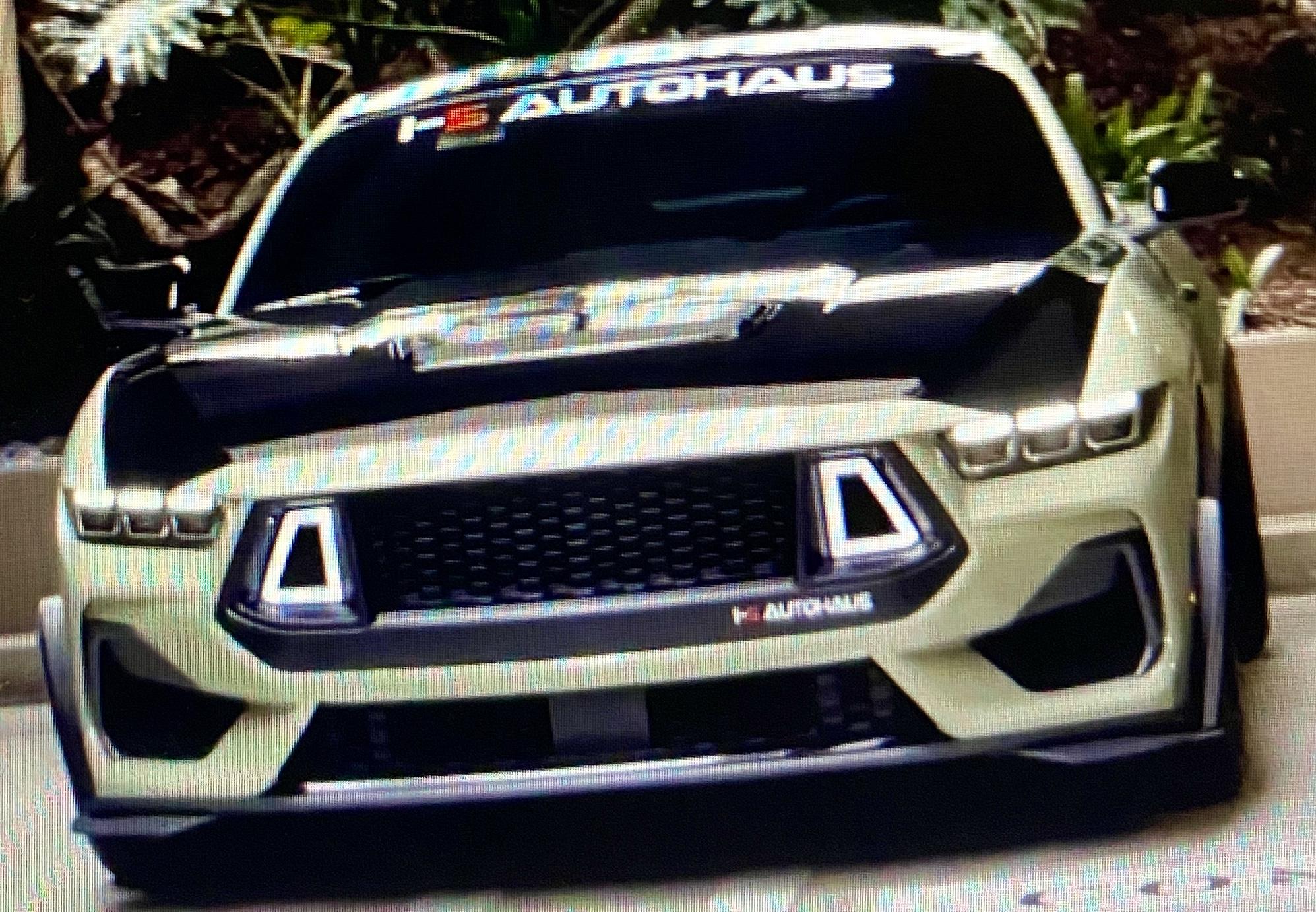 S650 Mustang Anyone install RTR upper grille? IMG_8841