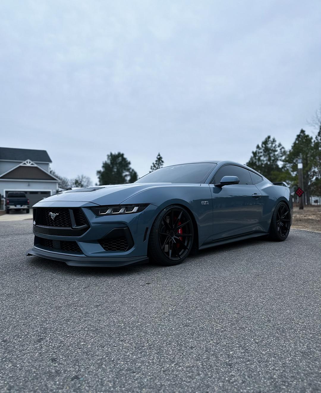 S650 Mustang Blaque Diamond BD-F29 Wheels BAGG_STNG2