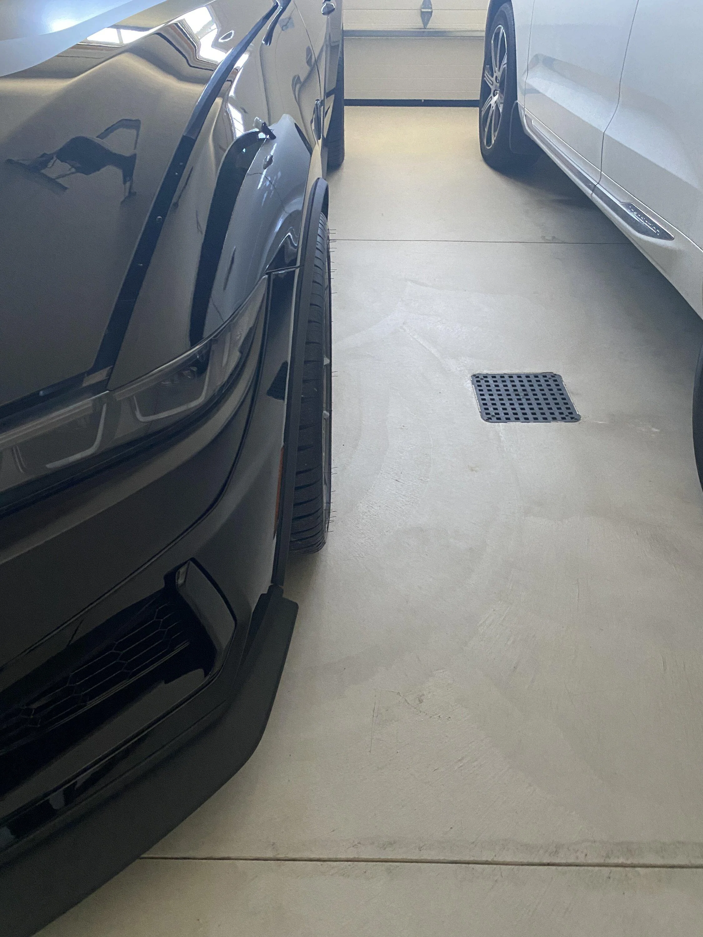 S650 Mustang HP Darkhorse Wheels installed on Base Darkhorse IMG_2688