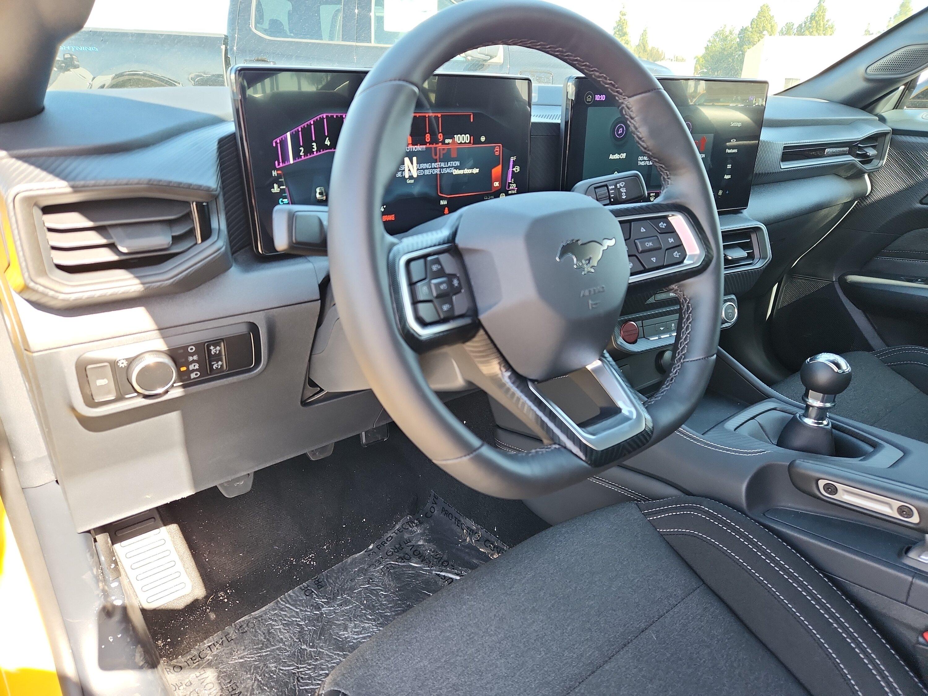 S650 Mustang Question on interiors... 1FA6P8CF3R5415856-2024-Ford-Mustang.dp.0.4x3-4032x3024-4666KB-4K.20240228100277
