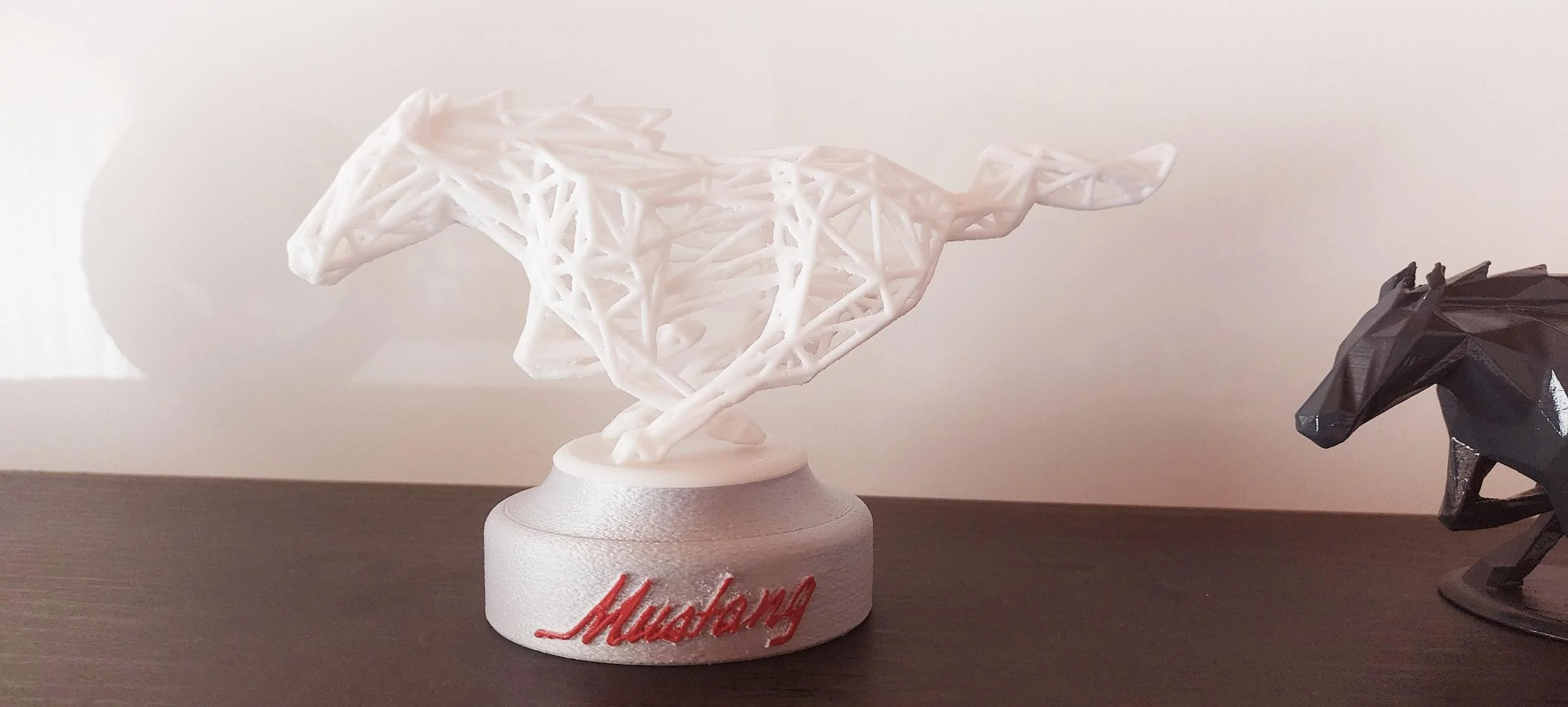 S650 Mustang Ford Mustang Running Pony Desk Sculpture 20230617_104112