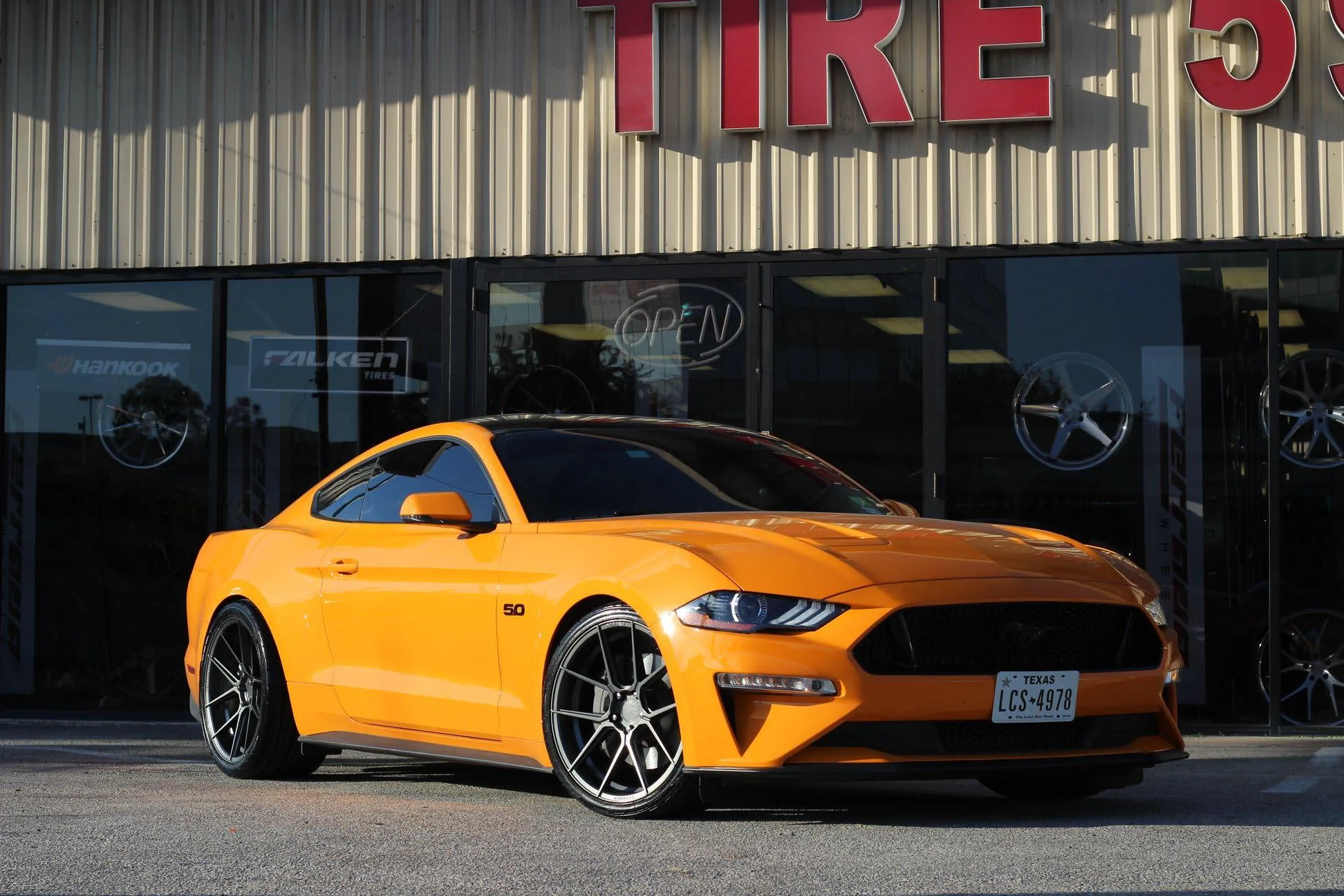 S650 Mustang Ferrada Wheels for the S650 community: DC Series / F8 Series / CM Series - S650 Ford Mustang 44106582_1221406747998835_4244574552090214400_o