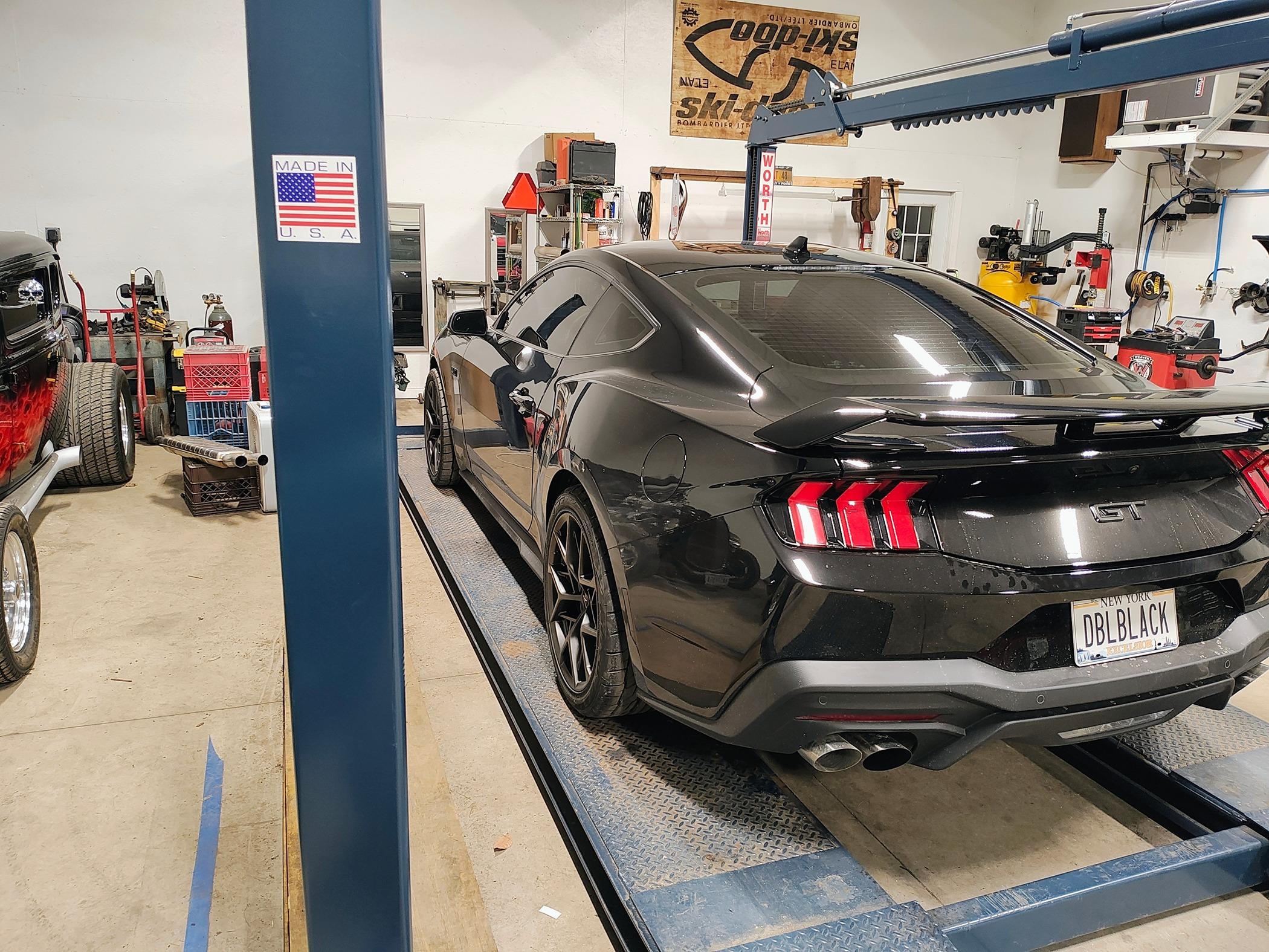 S650 Mustang Front wheel poke more than rear IMG_20240317_195423276_AE