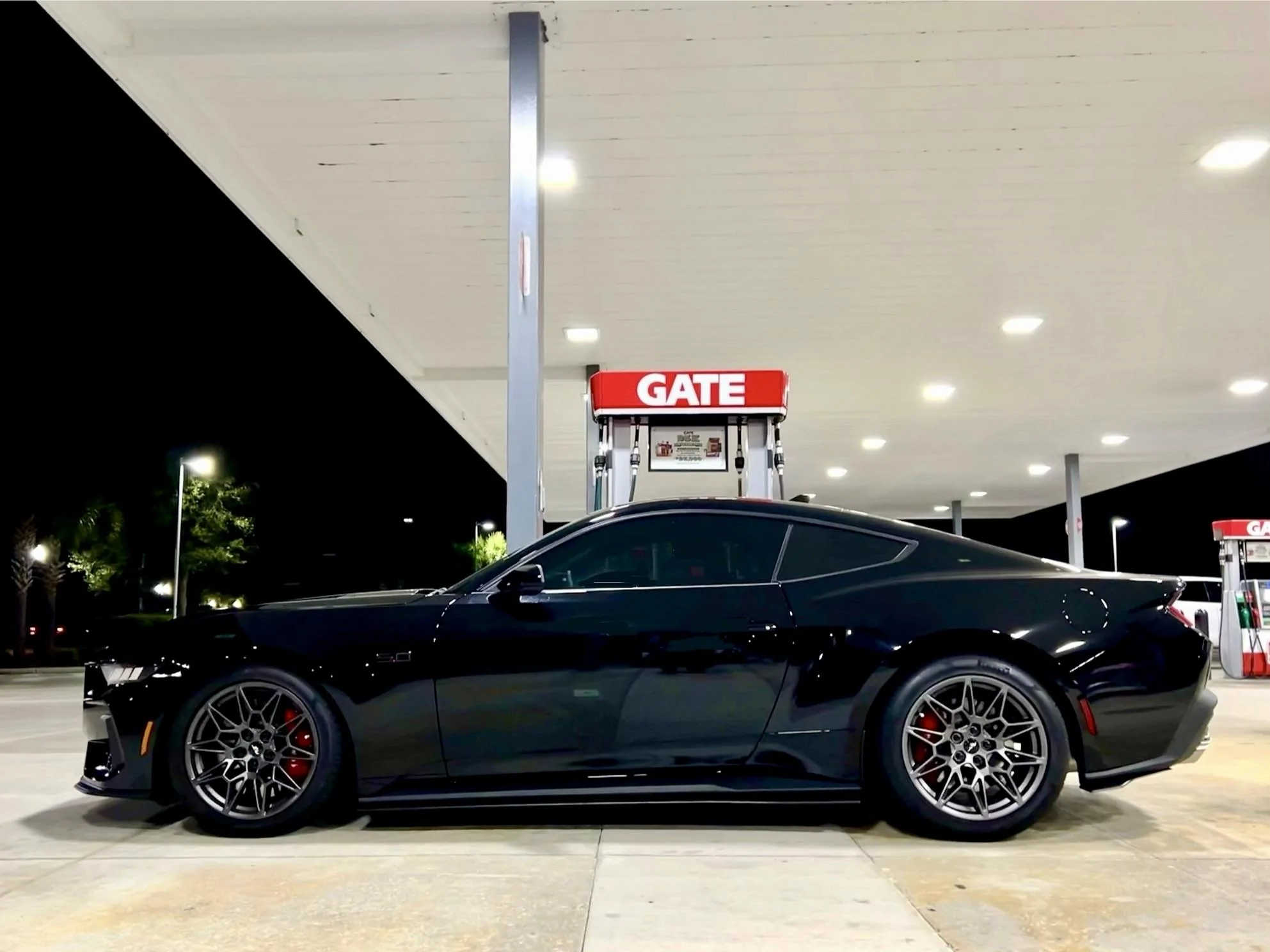 S650 Mustang 2024 Performance Package Wheels/Tires/TPMS Carbonized Gray 1404 Miles IMG_2422