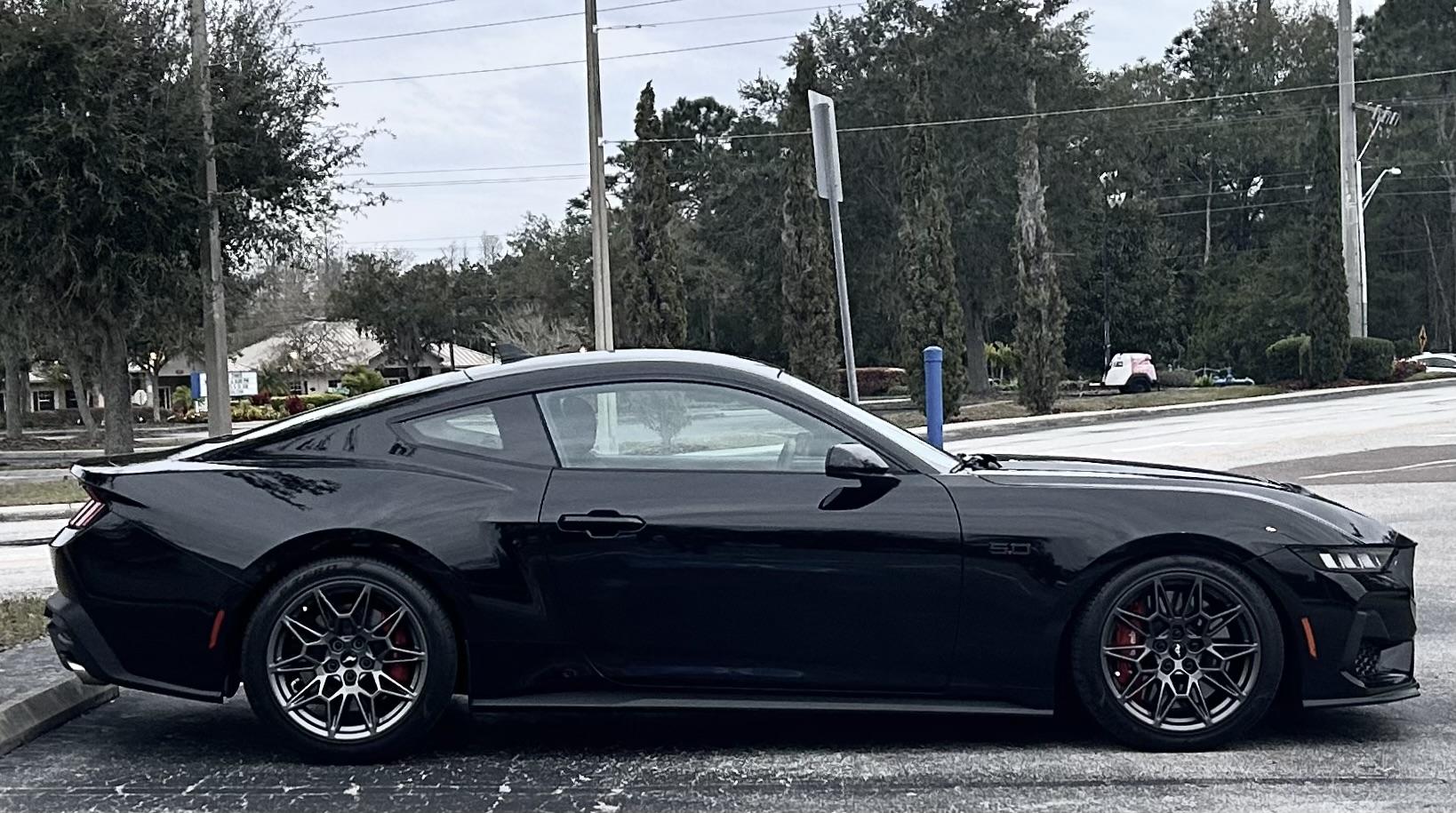S650 Mustang 2024 Performance Package Wheels/Tires/TPMS Carbonized Gray 1404 Miles IMG_2051