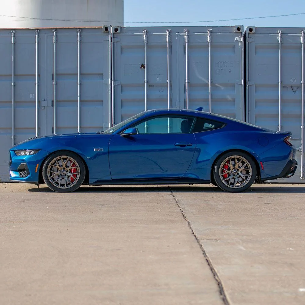 S650 Mustang 2024 Atlas Blue Mustang GT On Bronze SVE Drift Wheels fgAUca