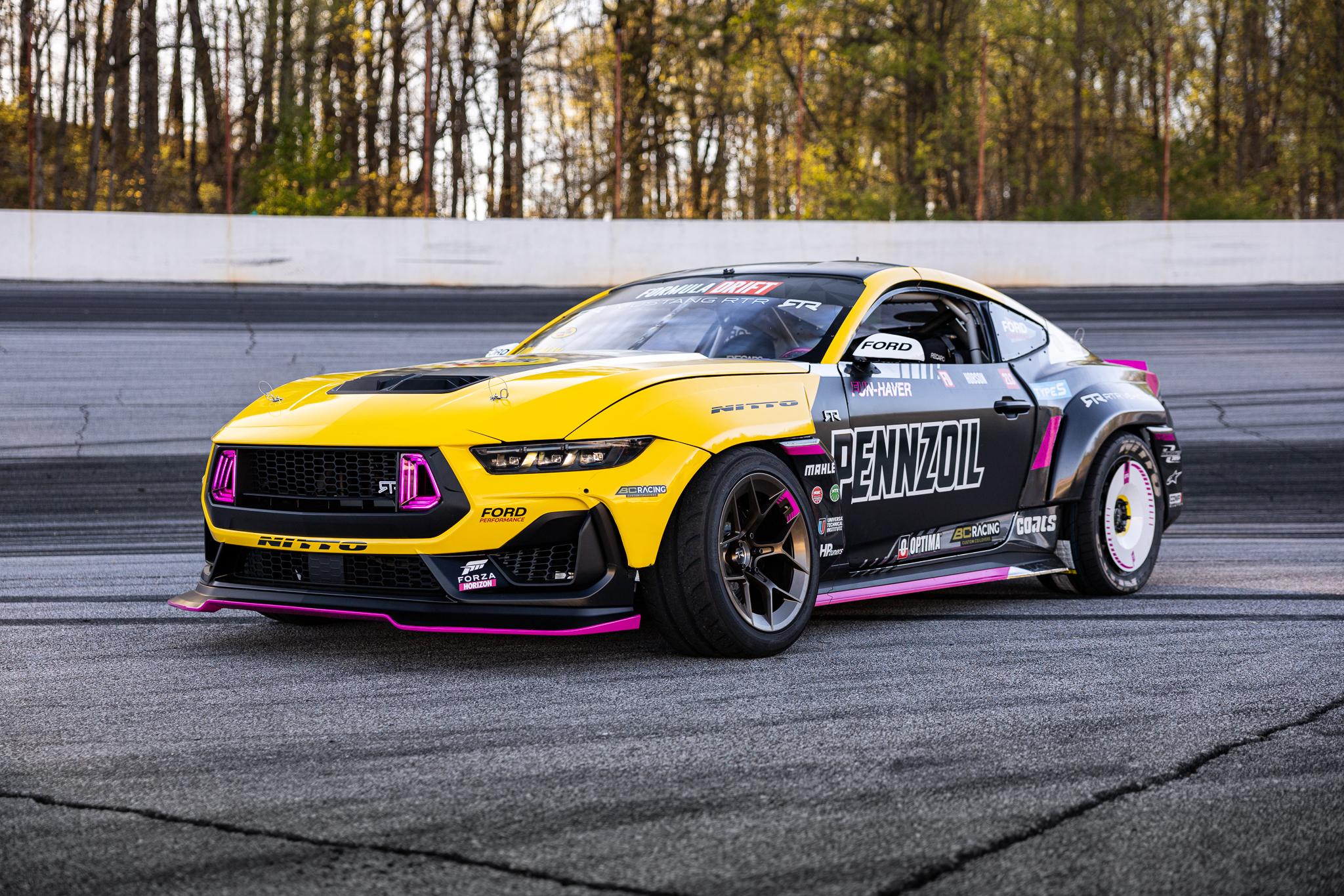 FIRST LOOK 👀 // James Deane and Ben Hobson's 2024 Mustang RTR
