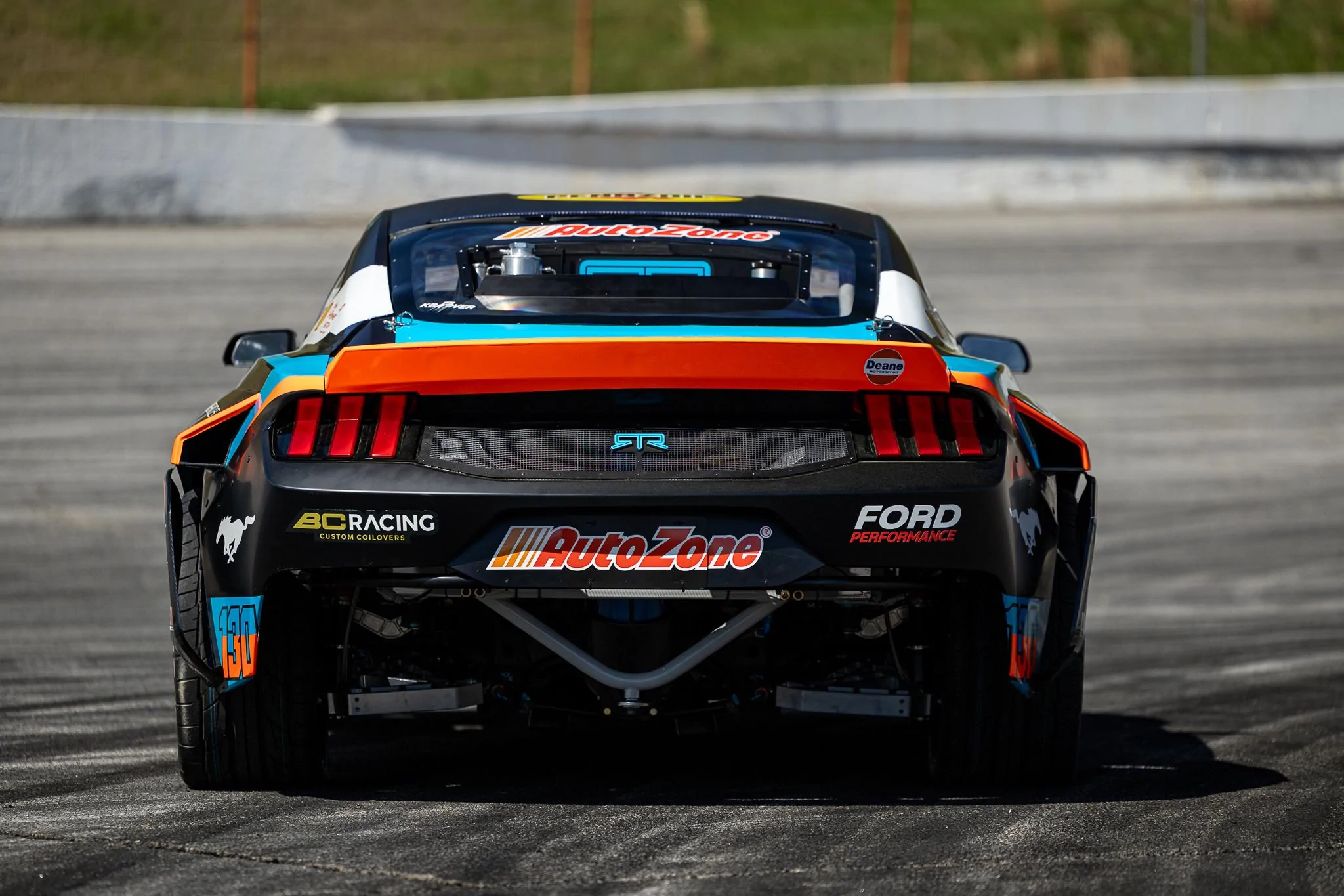 S650 Mustang FIRST LOOK 👀 // James Deane and Ben Hobson's 2024 Mustang RTR Spec 5-FD Liveries! JCOL7405