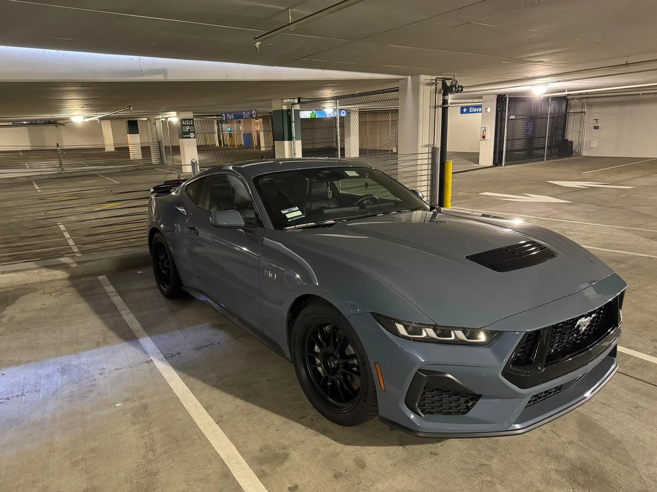 S650 Mustang Installed Steeda GT500 spoiler unnamed (2)