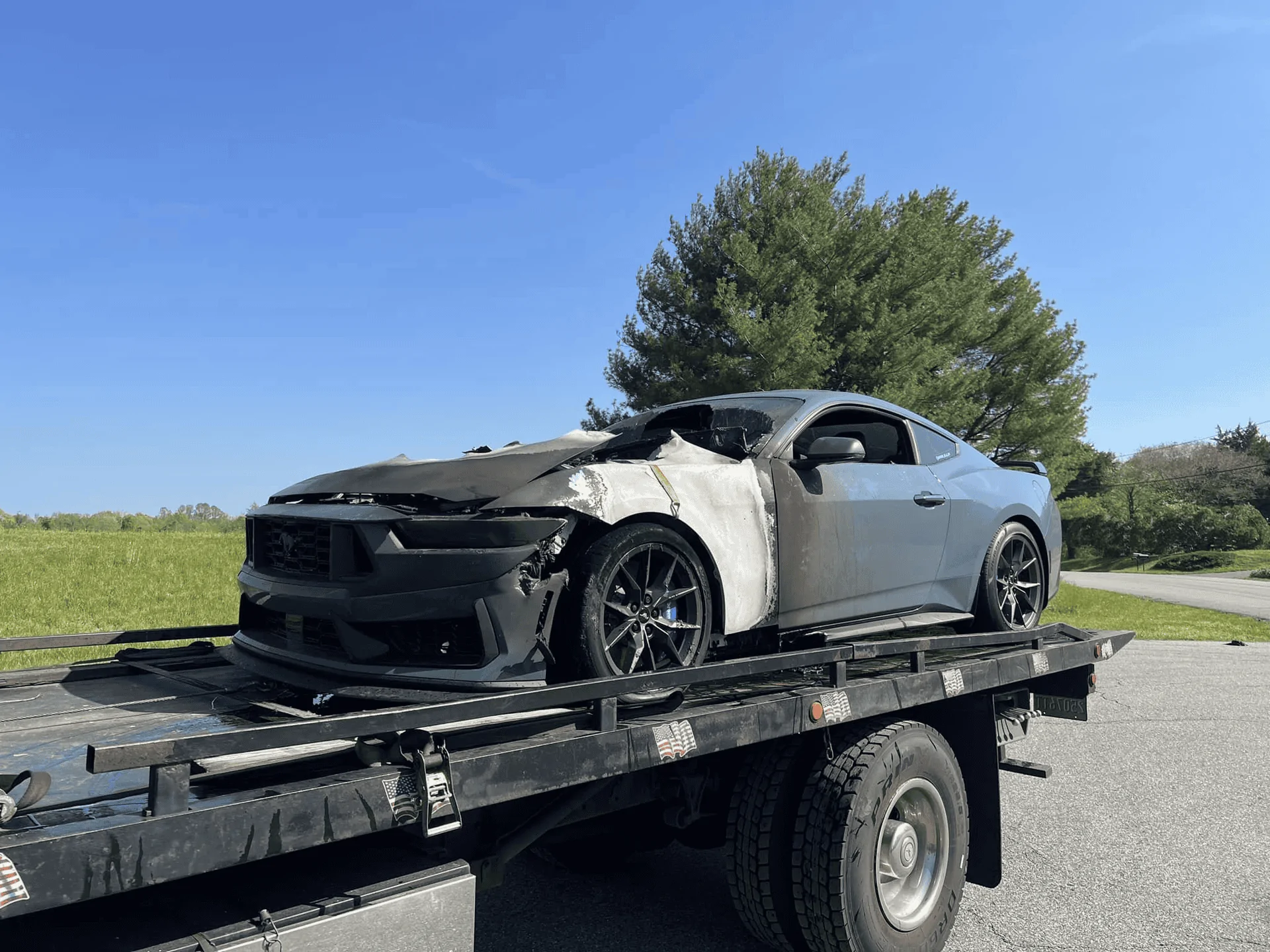 S650 Mustang Dark Horse on fire and burns down (from stuck clutch) 1713484566052-png