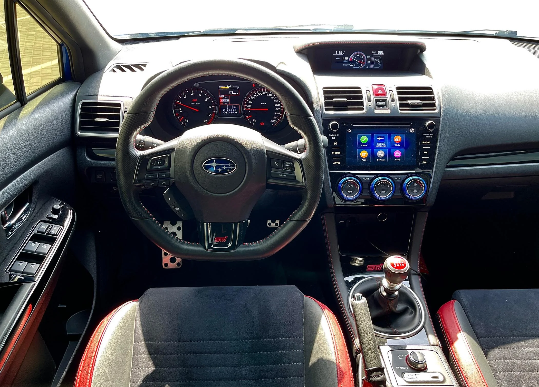 S650 Mustang Music on USB Stick IMG_3147