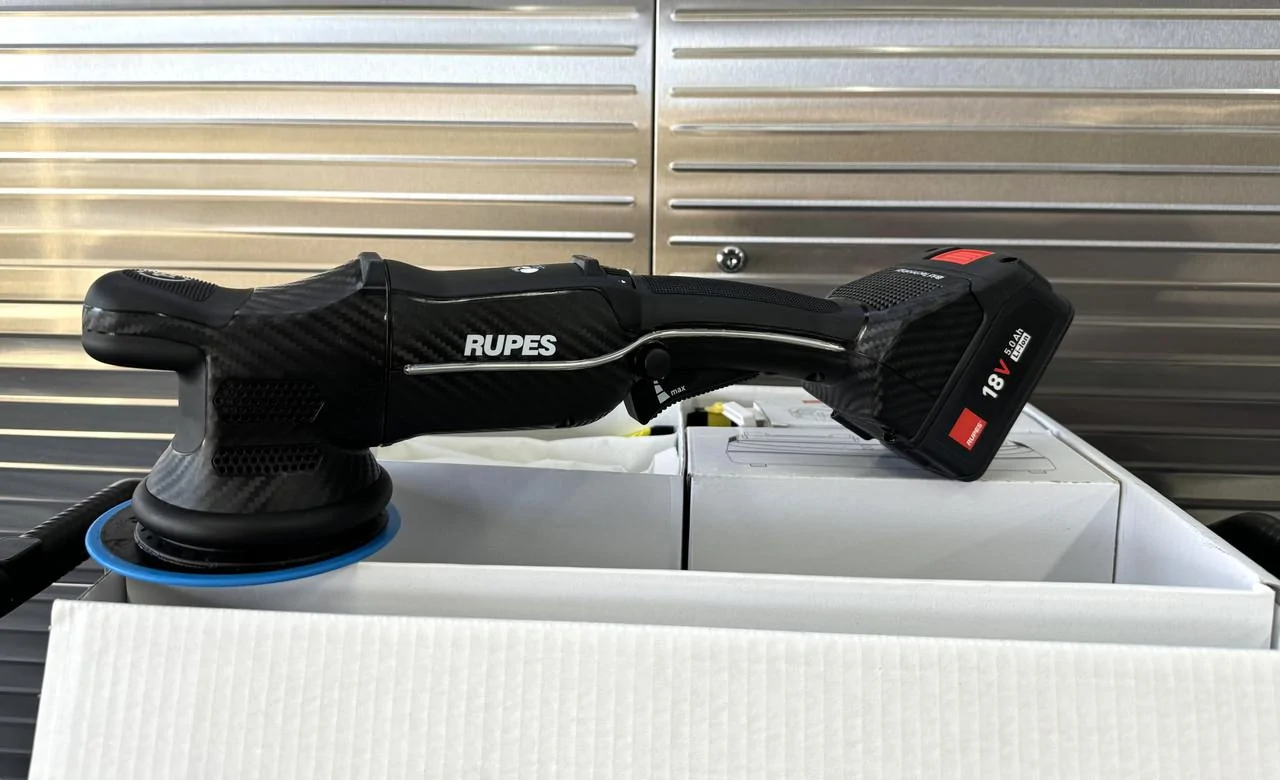 S650 Mustang New Rupes HLR Battery Polishers img-0243-jpg