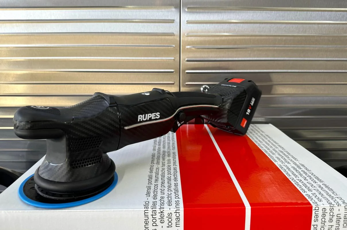 S650 Mustang New Rupes HLR Battery Polishers img-0258-jpg