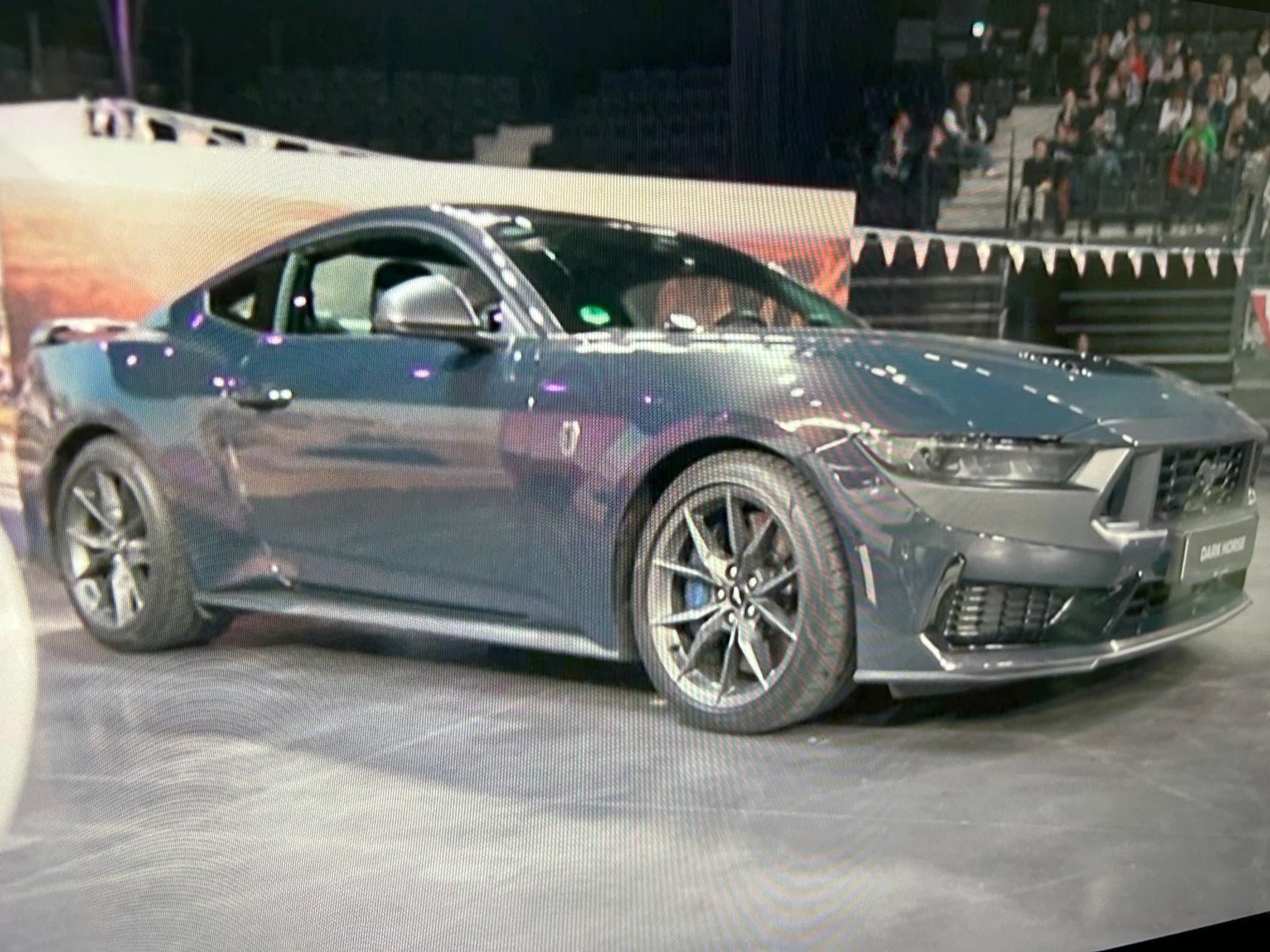 S650 Mustang Spoiler for DH in Europe IMG_0790