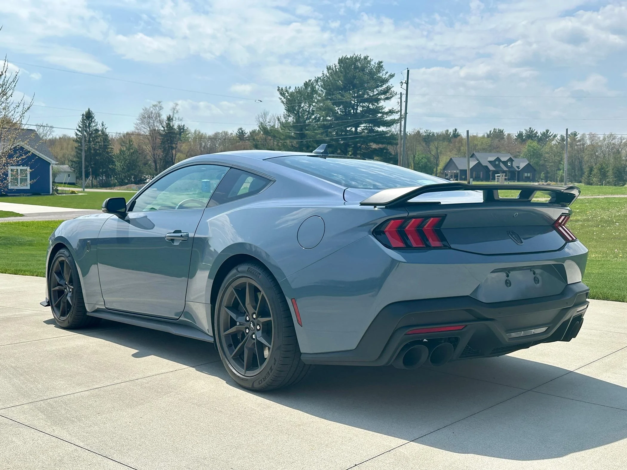 S650 Mustang Black Wheels or Gloss Gun Metal on my Vapor Blue Dark Horse IMG_7737