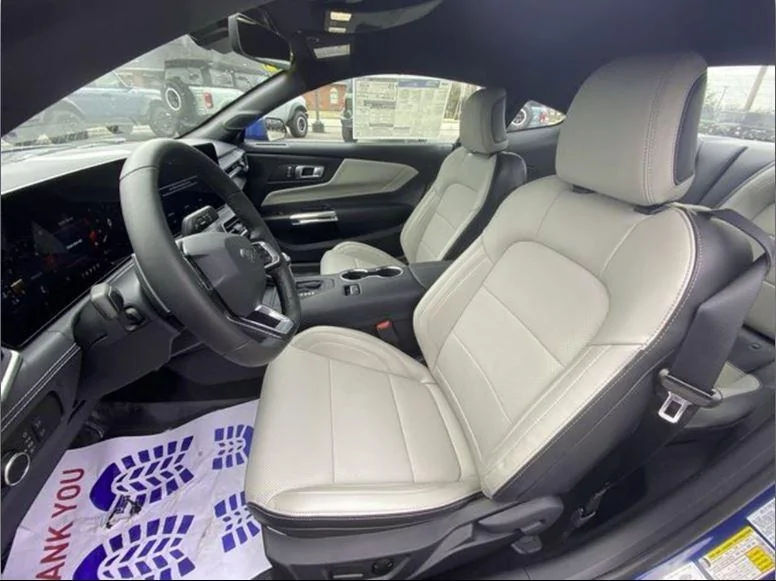 S650 Mustang 400A vs 401A 400A Seat_2