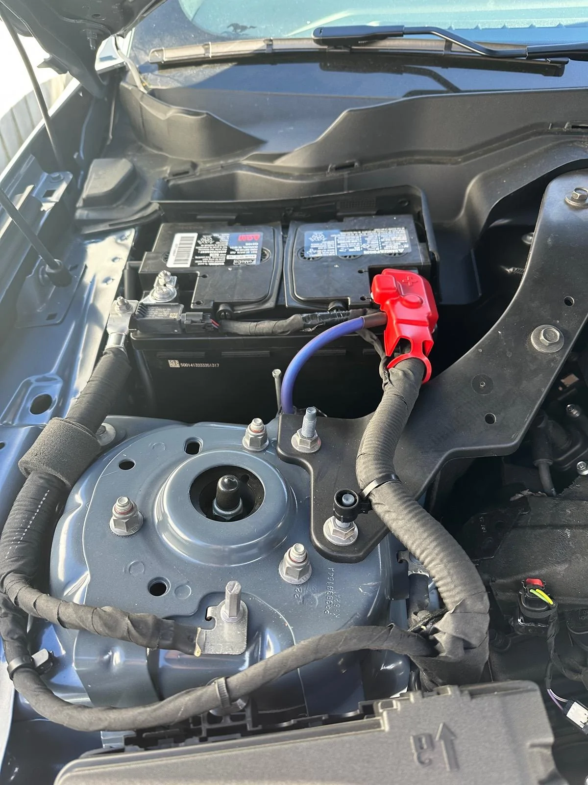 S650 Mustang Need advice: routing subwoofer power through firewall IMG_1468