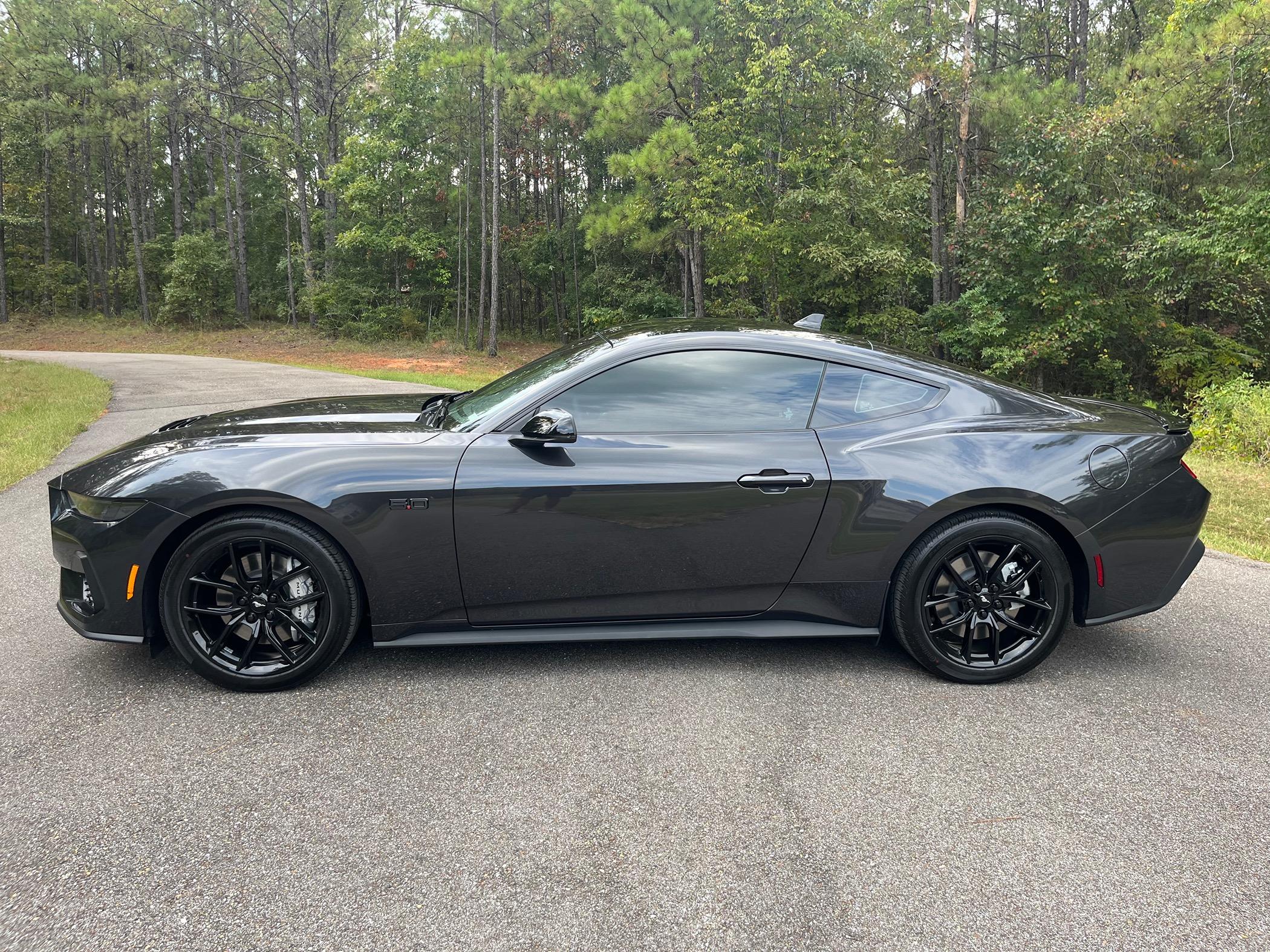 S650 Mustang Official CARBONIZED GRAY Mustang S650 Thread IMG_8242
