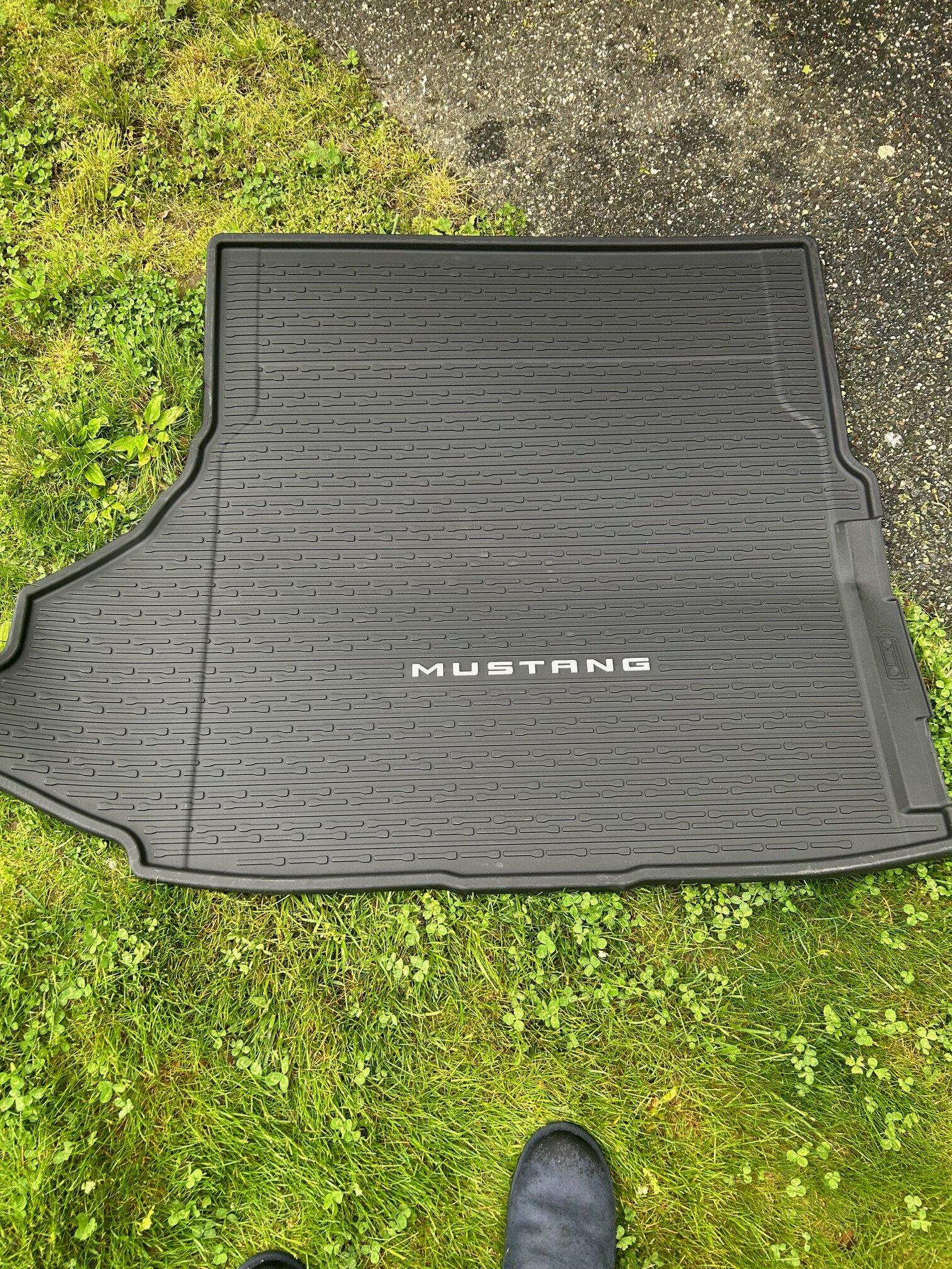 S650 Mustang S650 Official Ford Cargo Mat (Trunk) Cars WITH subwoofer cargo mat