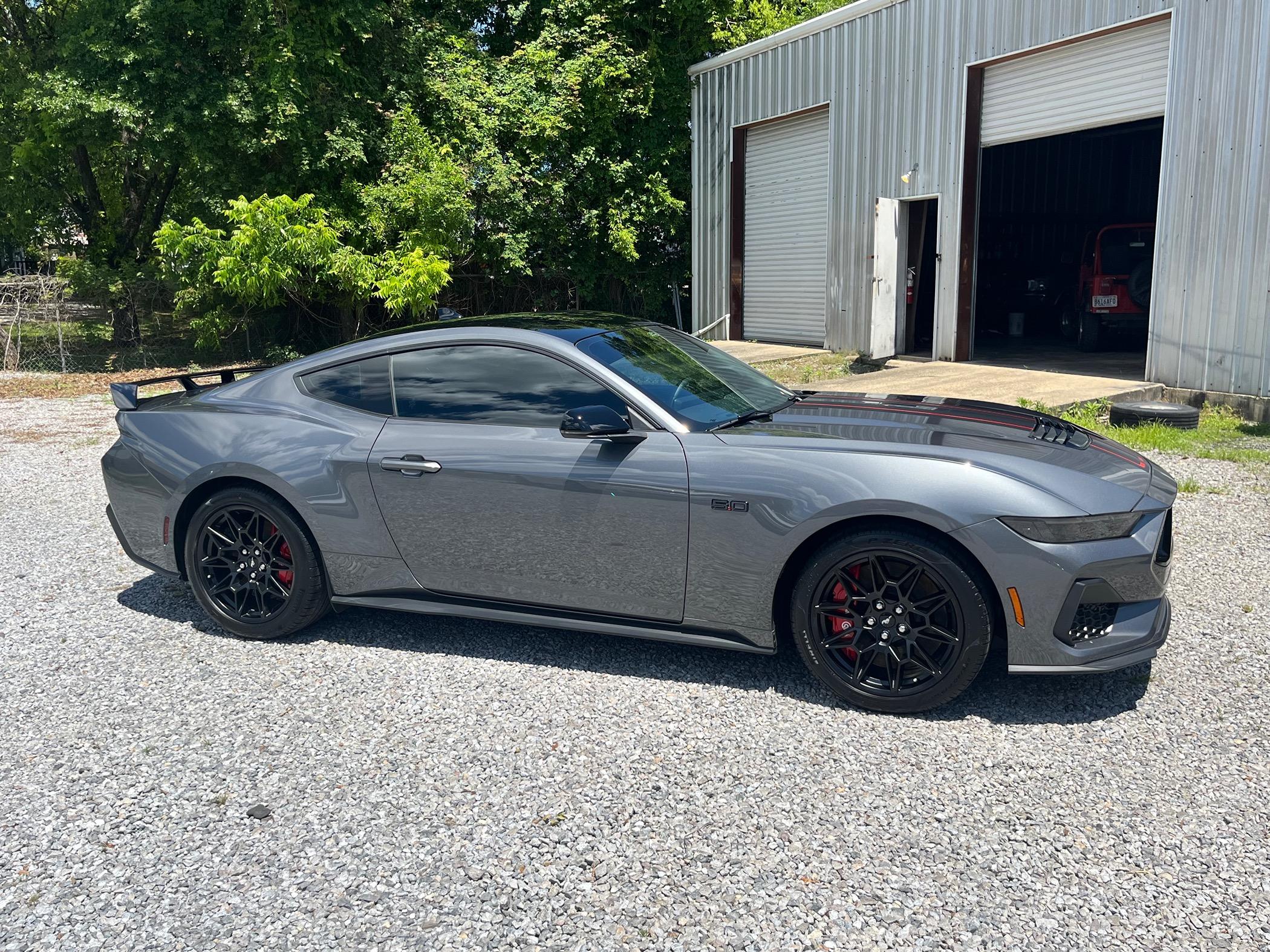 S650 Mustang Official CARBONIZED GRAY Mustang S650 Thread IMG_9944