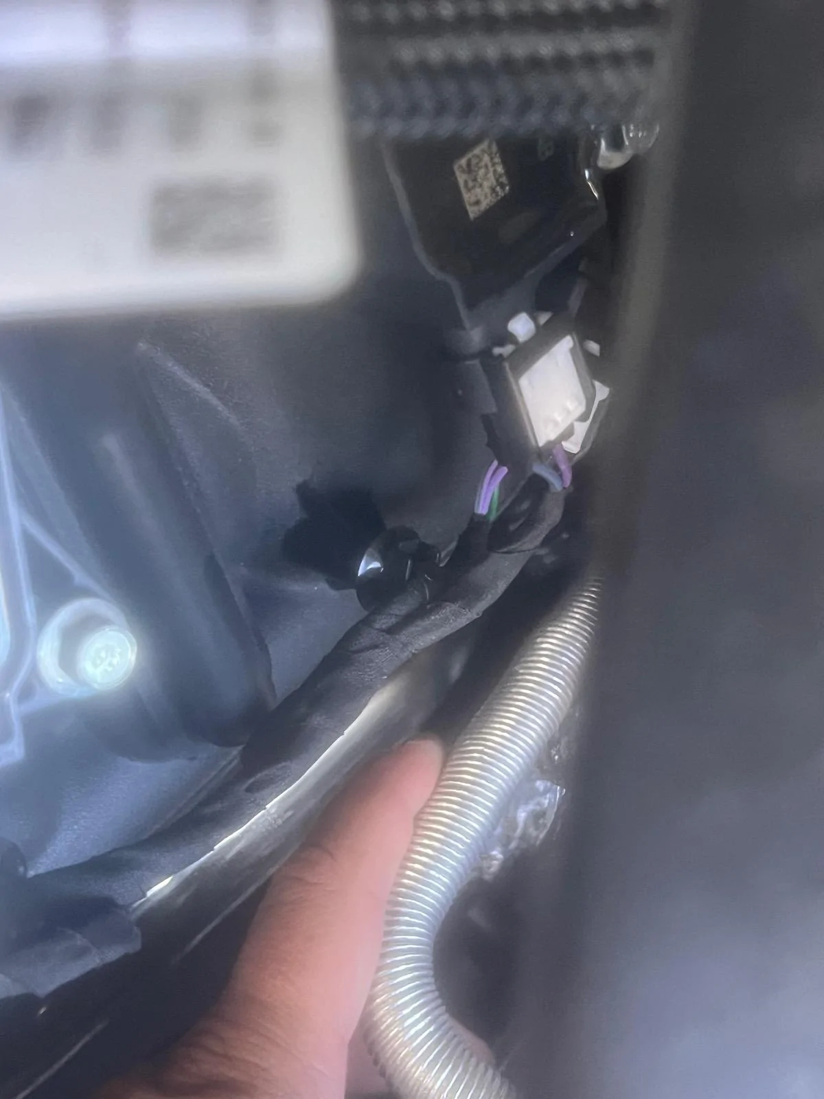 S650 Mustang Recall 24S36 - Leaking Hydraulic Clutch Pressure Line IMG_0921