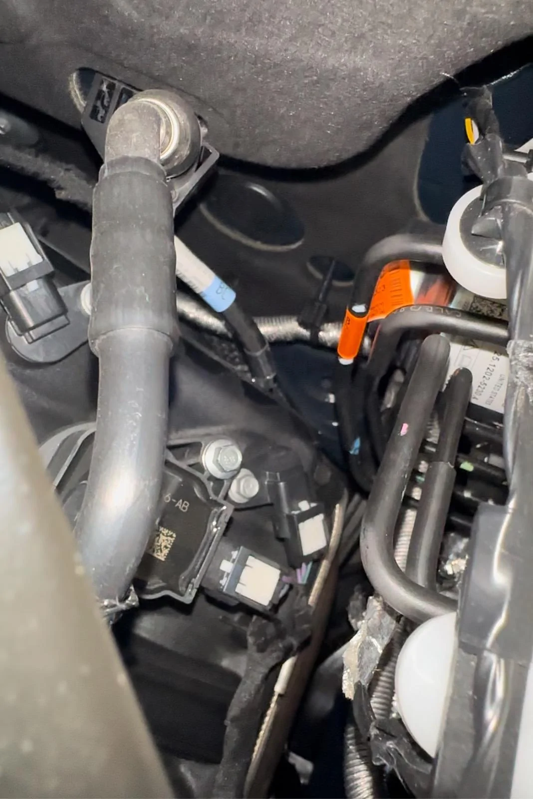 S650 Mustang Recall 24S36 - Leaking Hydraulic Clutch Pressure Line IMG_3493