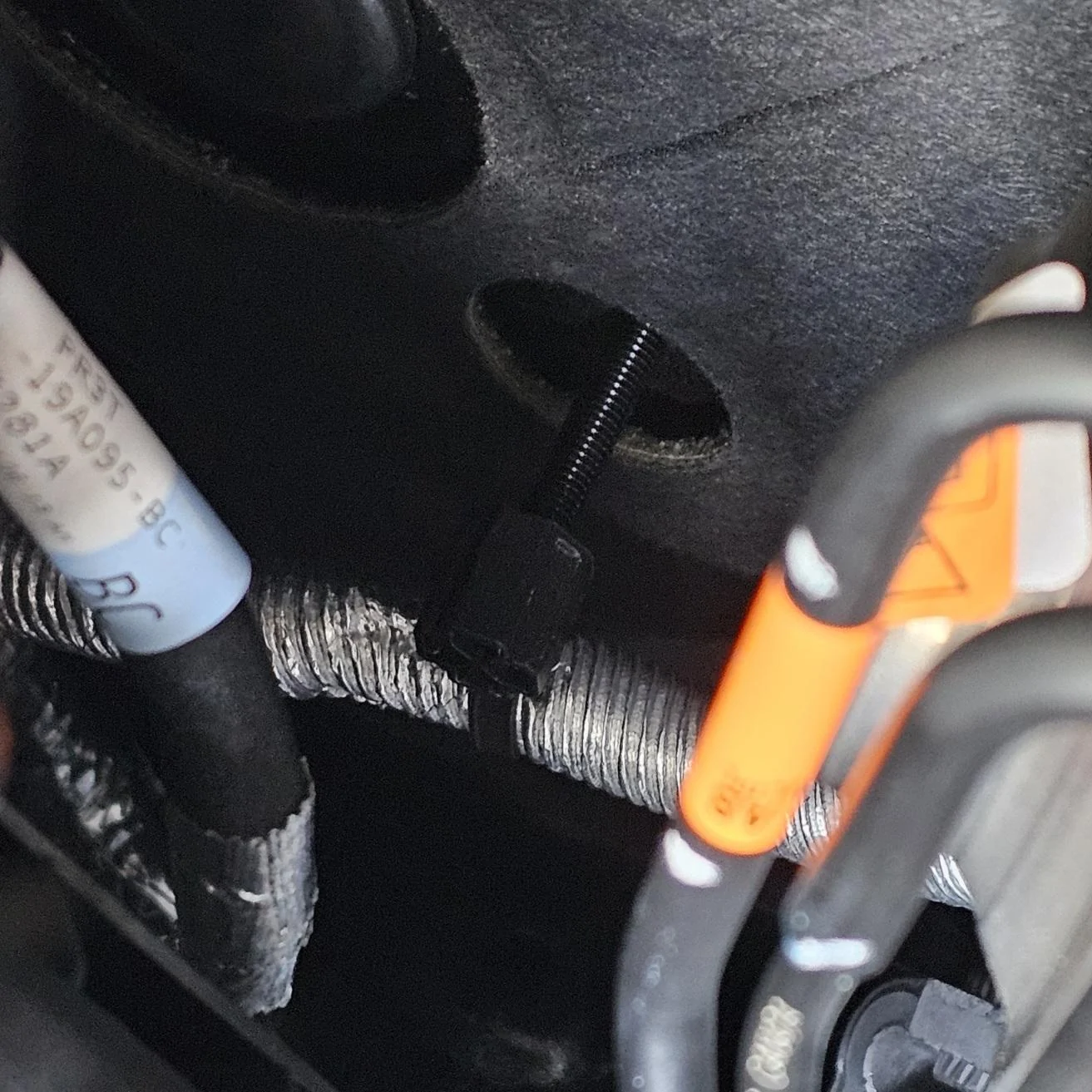 S650 Mustang Recall 24S36 - Leaking Hydraulic Clutch Pressure Line 1000013833