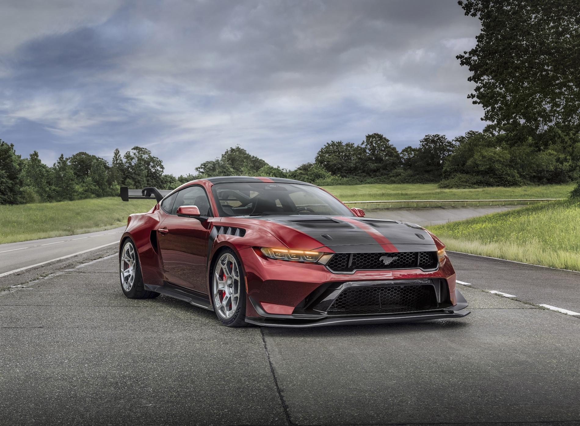 S650 Mustang 2025 Mustang GTD World Debut at Le Mans! 🏁 2025 Ford Mustang GTD_exterior_01
