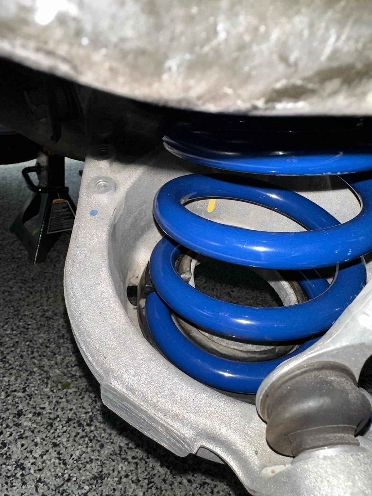 S650 Mustang Rear spring Isolator IMG_8426