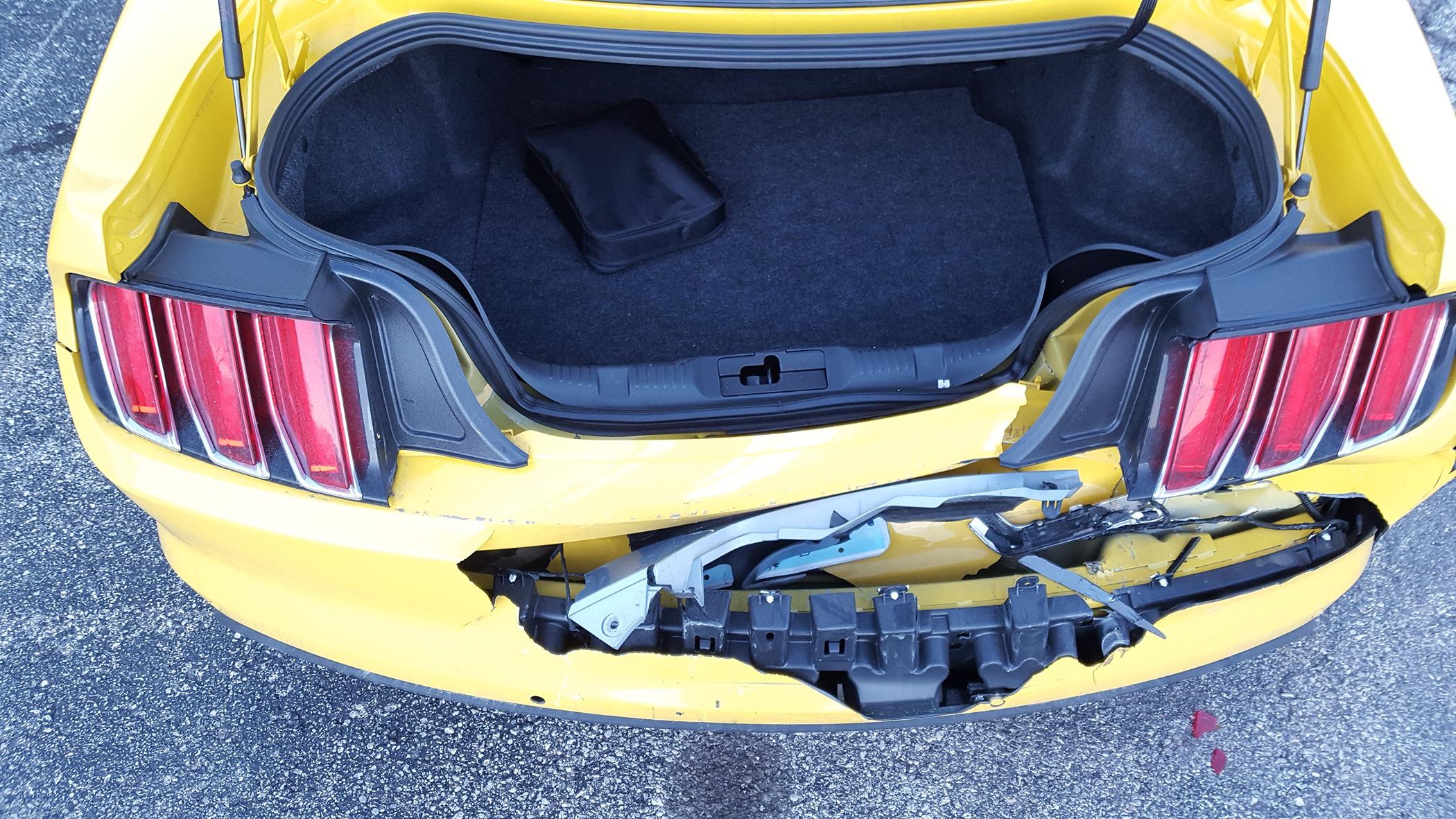 S650 Mustang Rear ended. Frame damage possible 20160113_171230