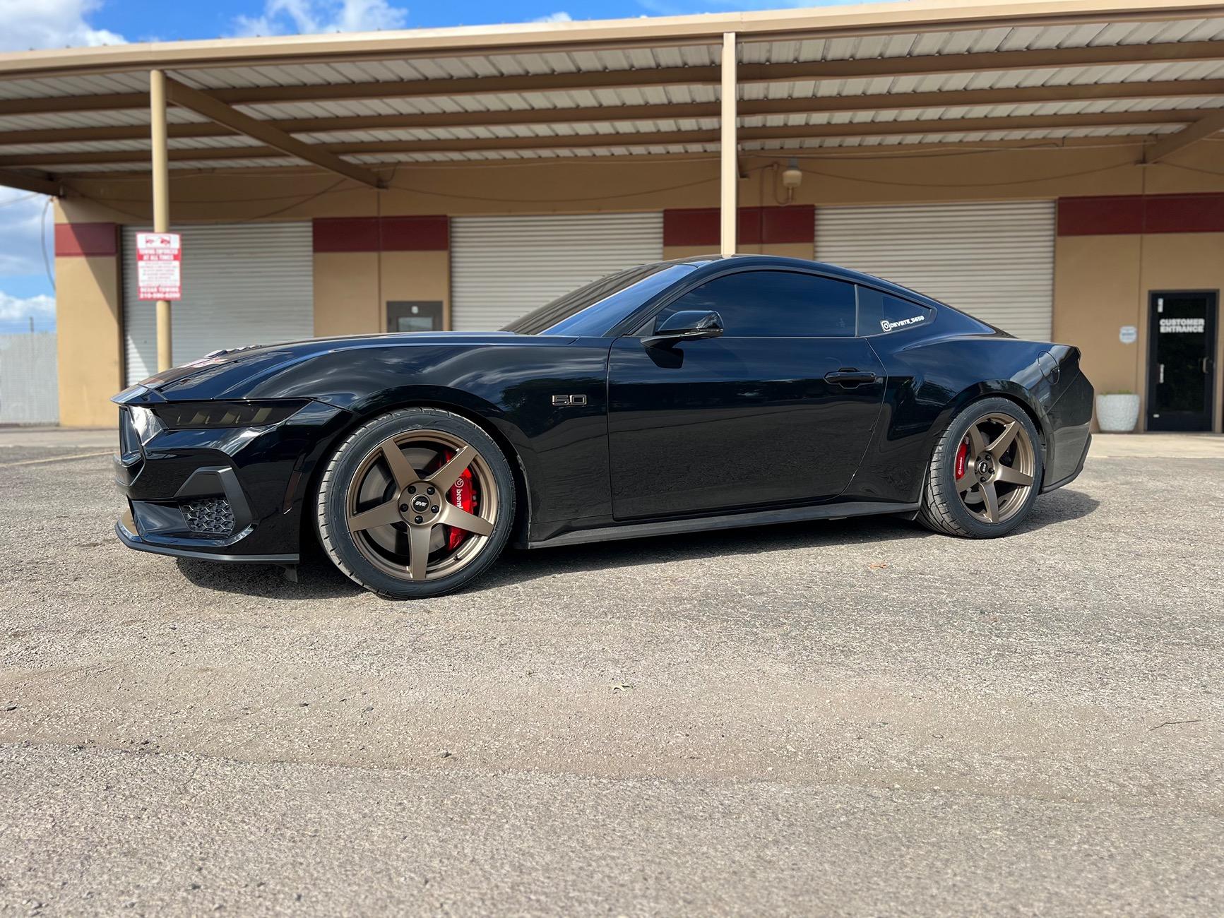 S650 Mustang Bronze SVE R355 wheels + 305/35 rear 285/35 front tires installed IMG_2613