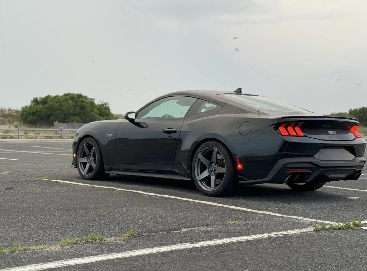 S650 Mustang Bronze SVE R355 wheels + 305/35 rear 285/35 front tires installed IMG_0310