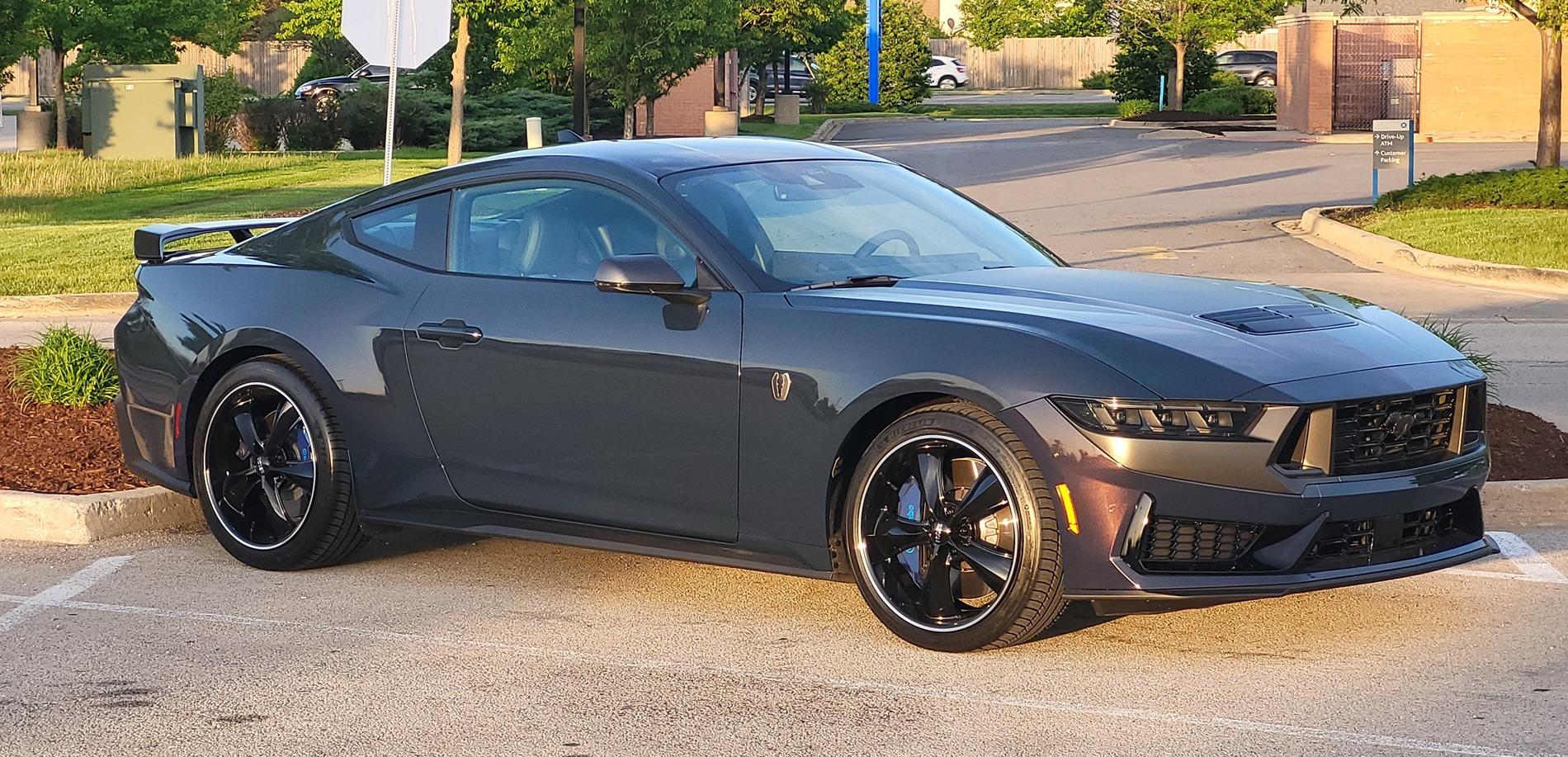 S650 Mustang Blue ember available with std Dark Horse? 20240508_192619