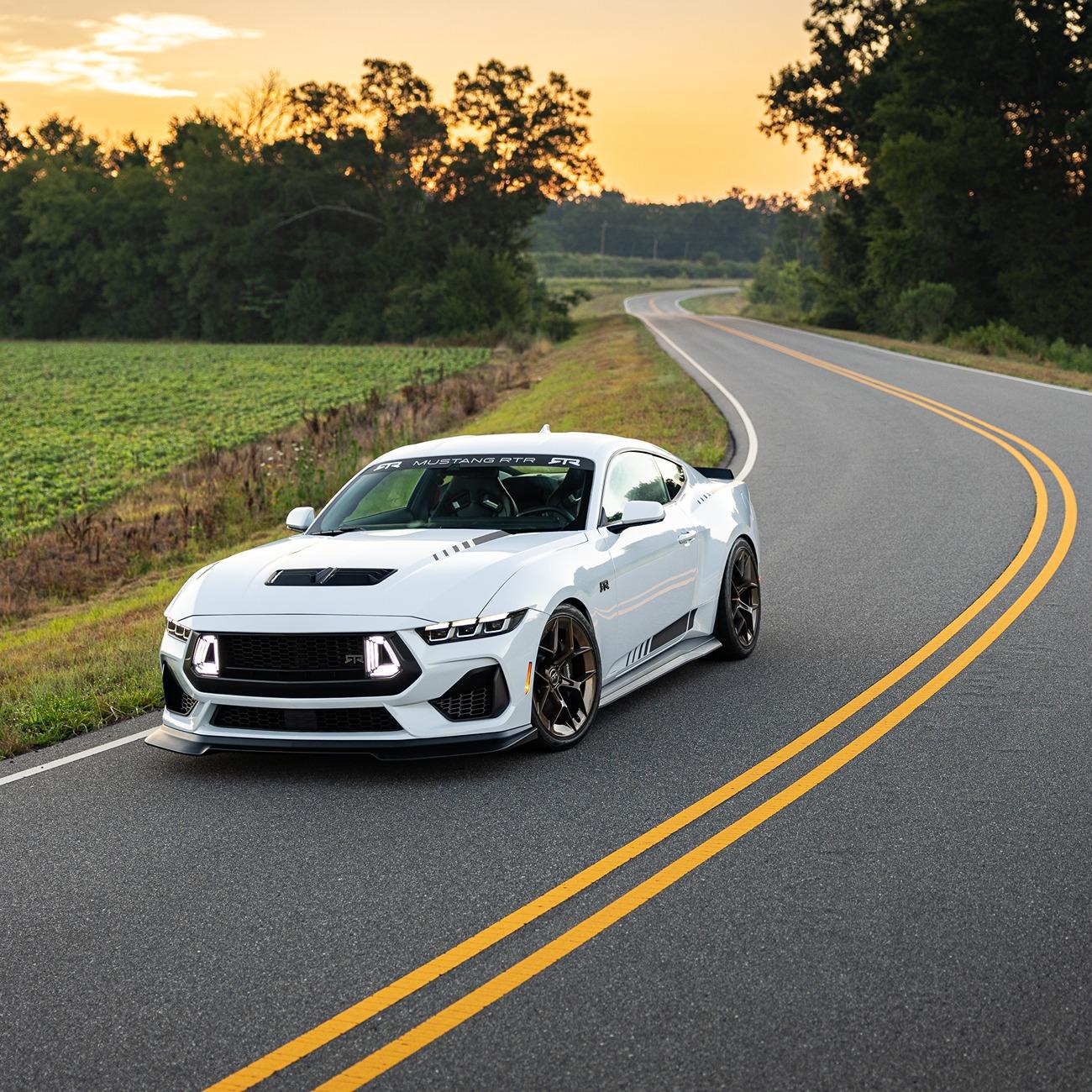 S650 Mustang RTR Vehicles and Fox Factory Announce Strategic Partnership! JCOL1727-5