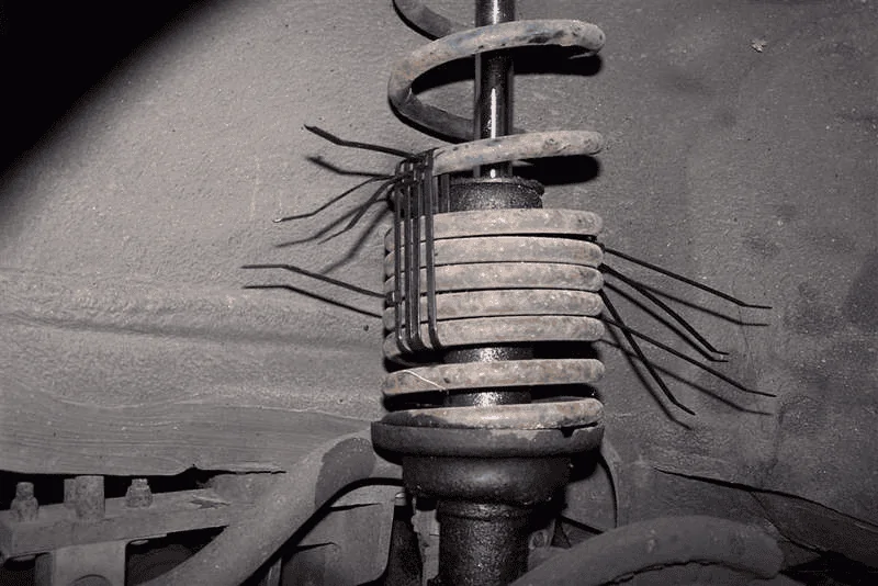 S650 Mustang Cutting factory springs? 1723034758591-6s